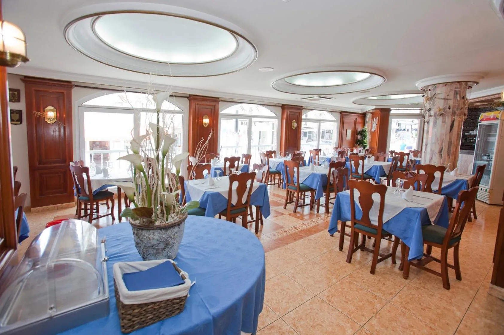 Restaurant/places to eat in Hotel Cabo de Mar