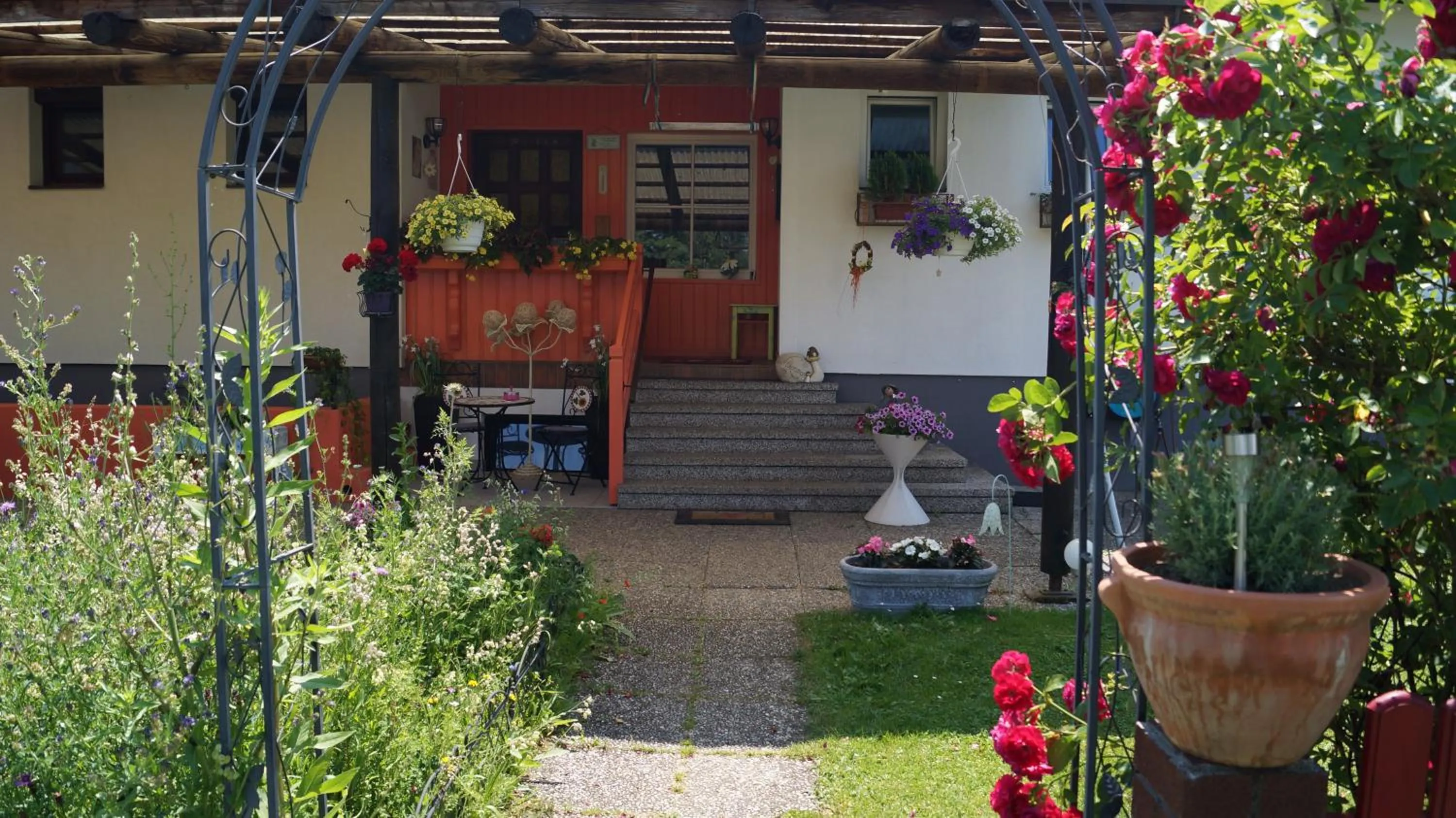 Facade/entrance in Landhaus Noreia