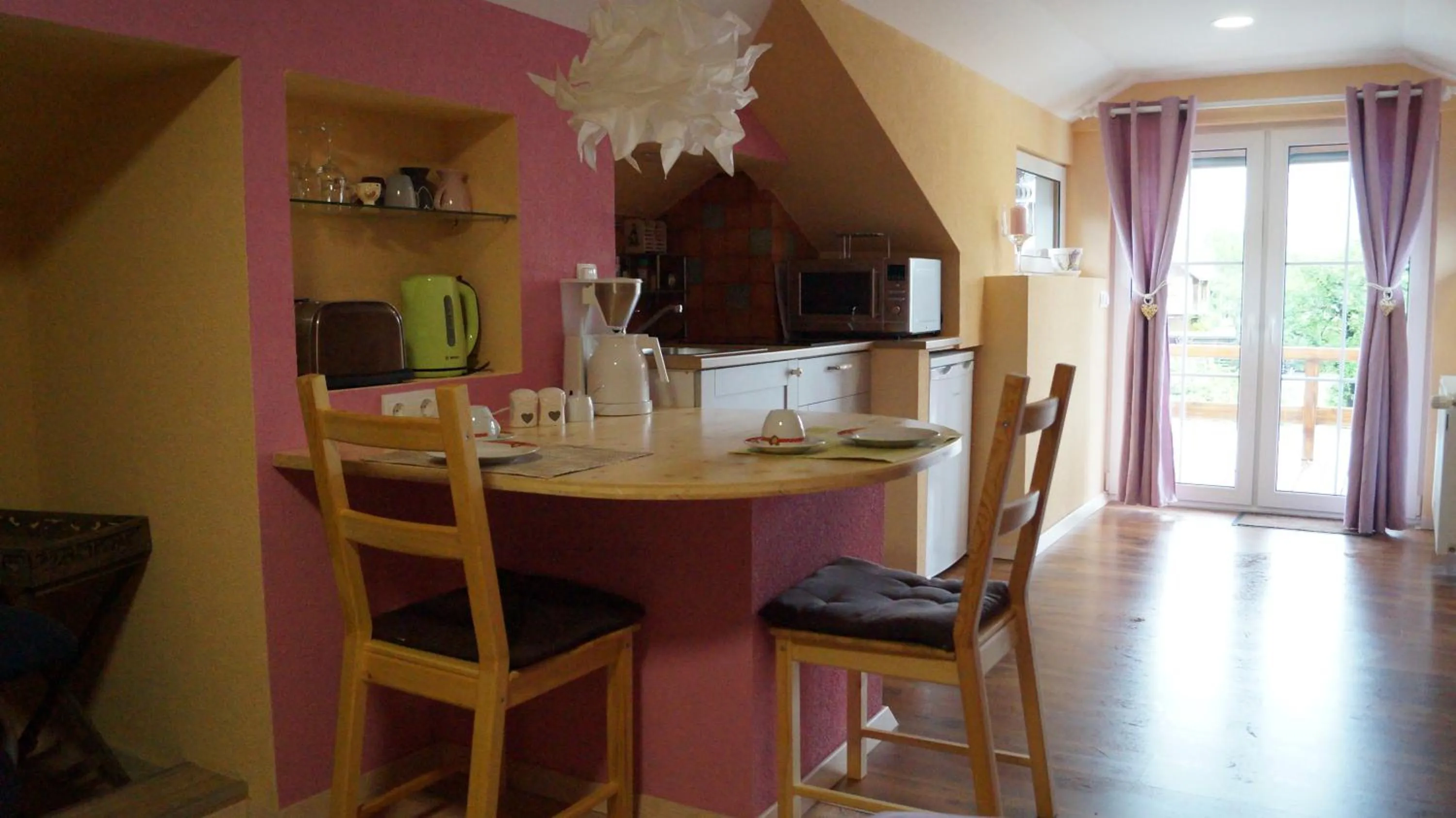 Photo of the whole room in Landhaus Noreia