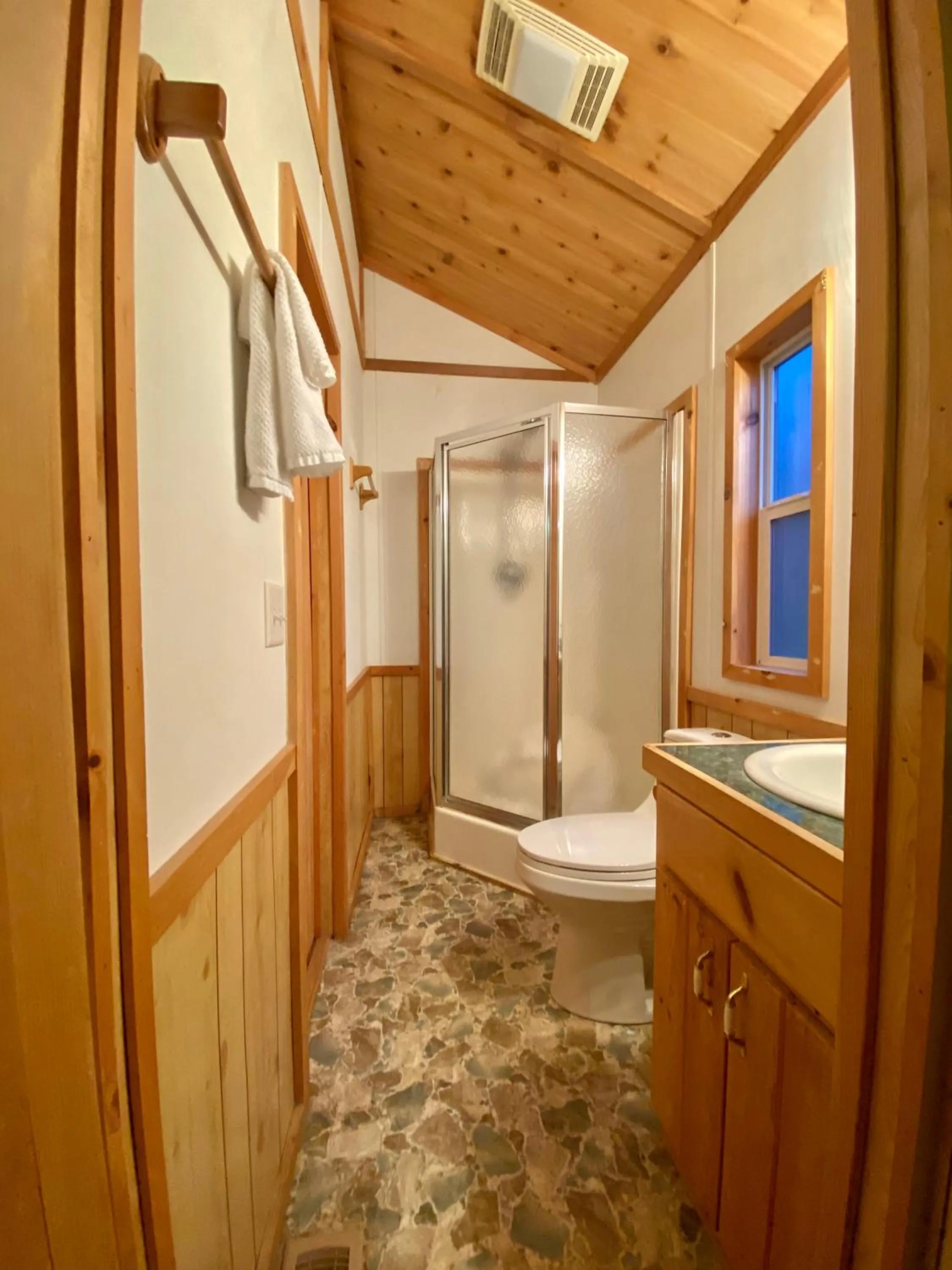 Bathroom in Maggie Valley Cabin Rentals