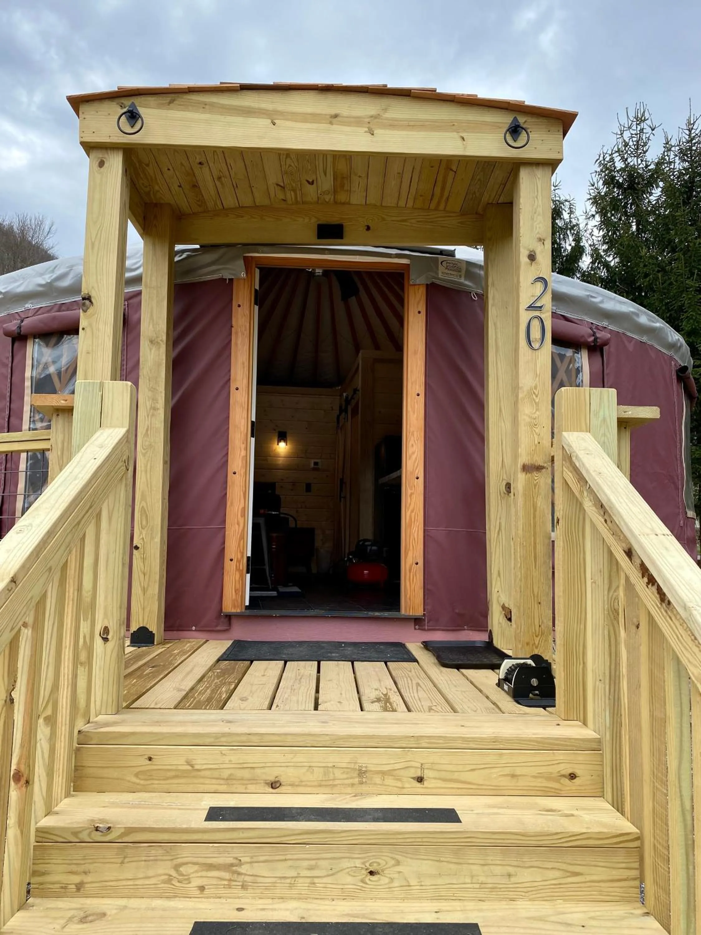 Property building in Maggie Valley Cabin Rentals