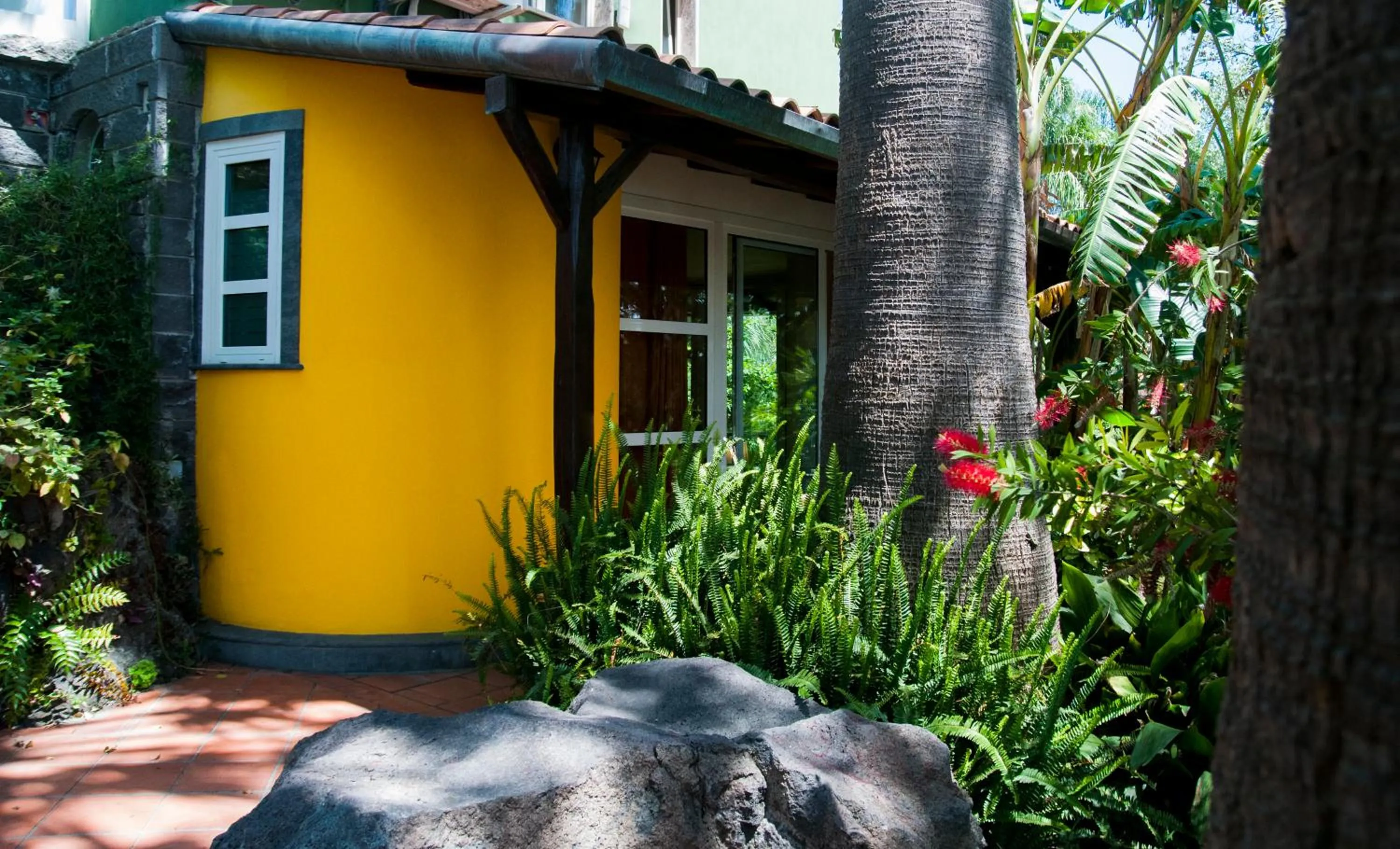 Facade/entrance in B&B La Villa