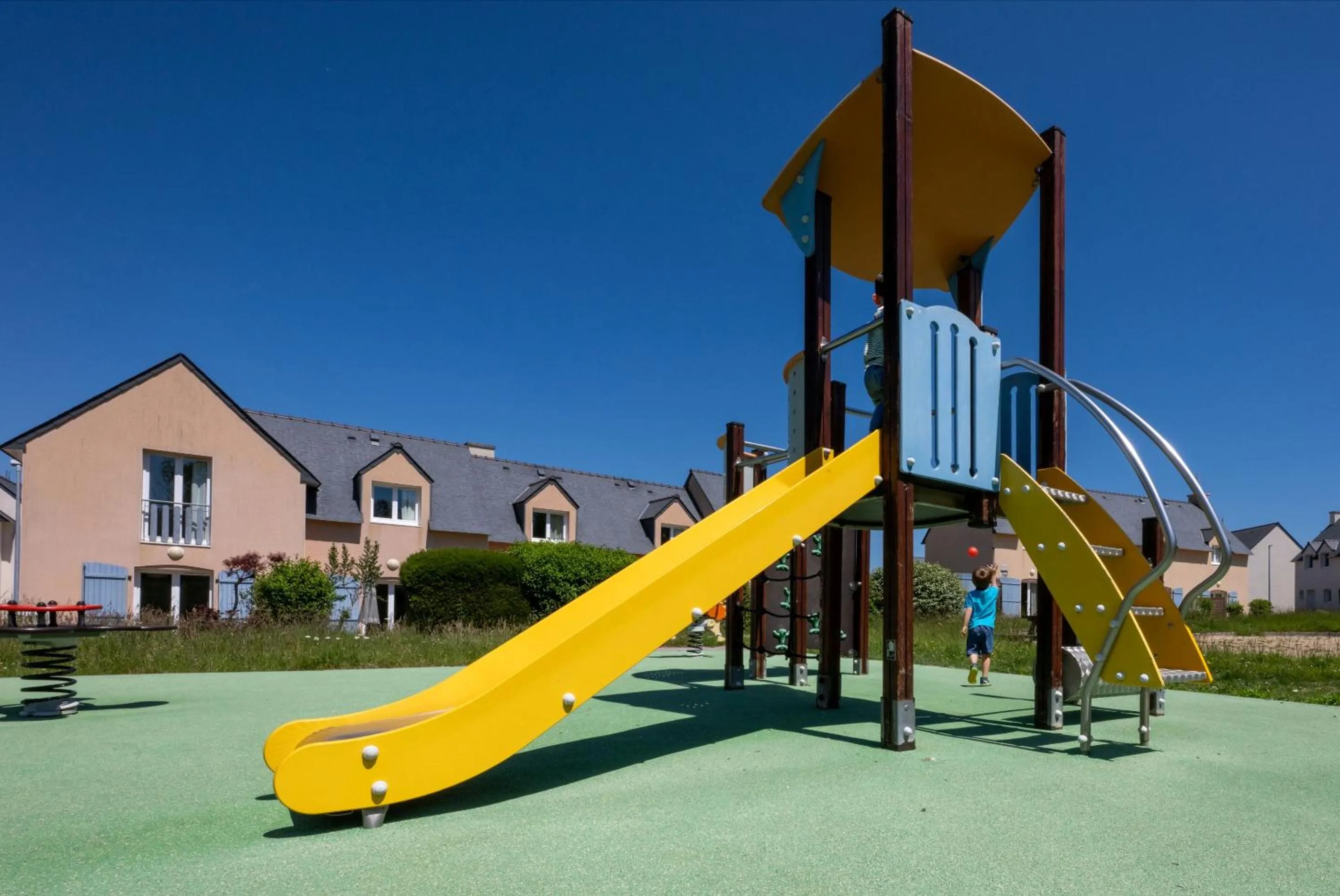Children play ground in Résidence Odalys Horizon Morgat