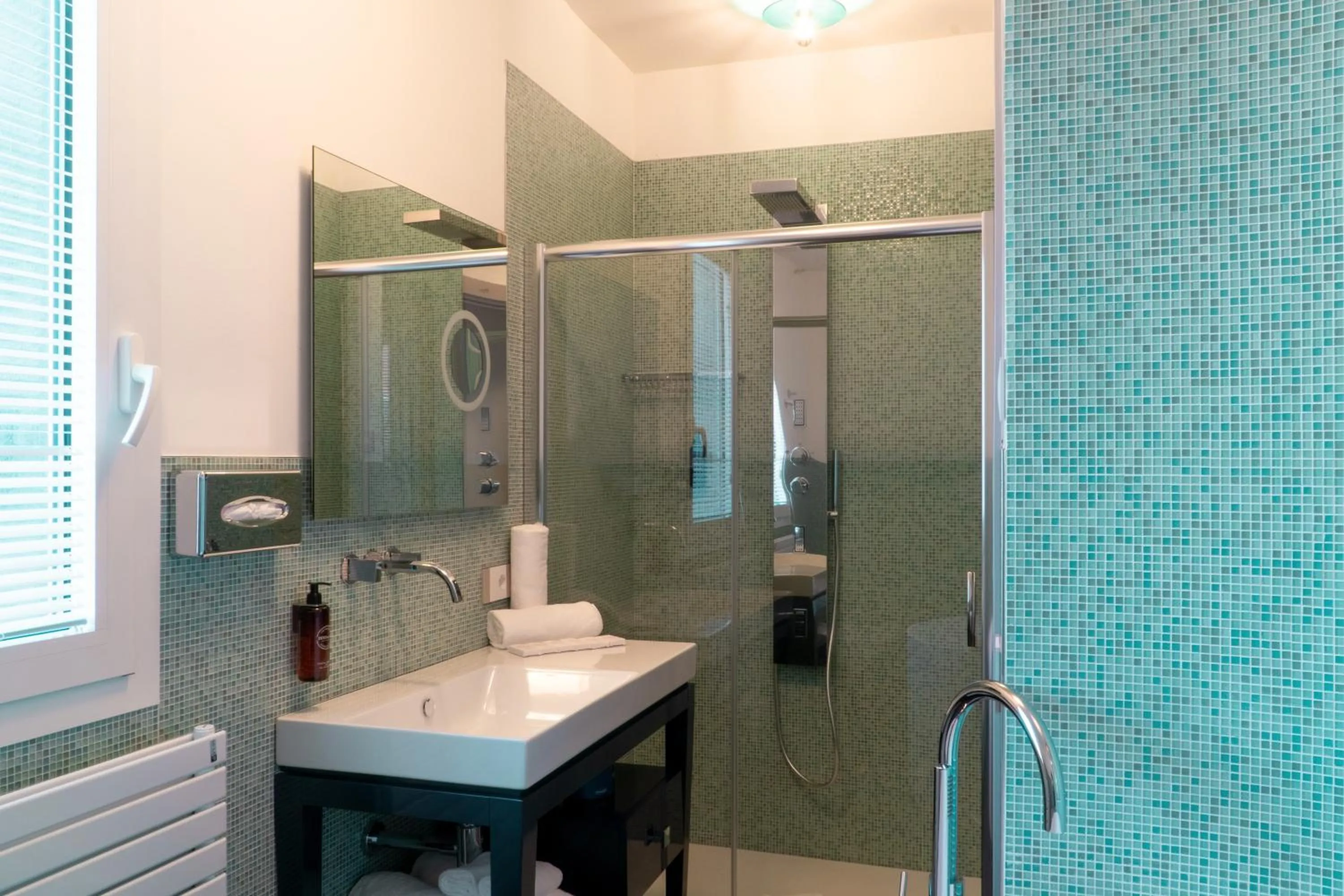 Bathroom in Brasil Seaview Hotel