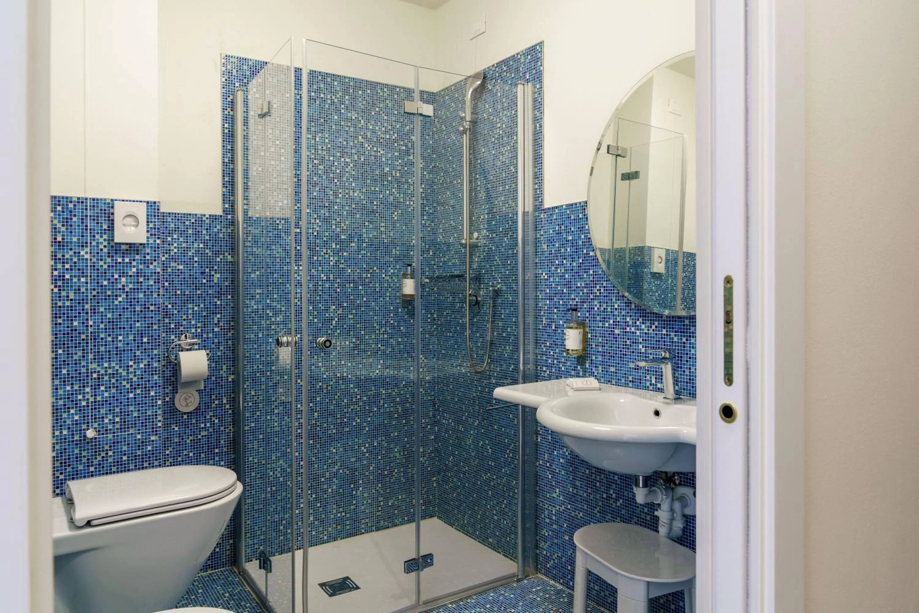 Bathroom in Brasil Seaview Hotel