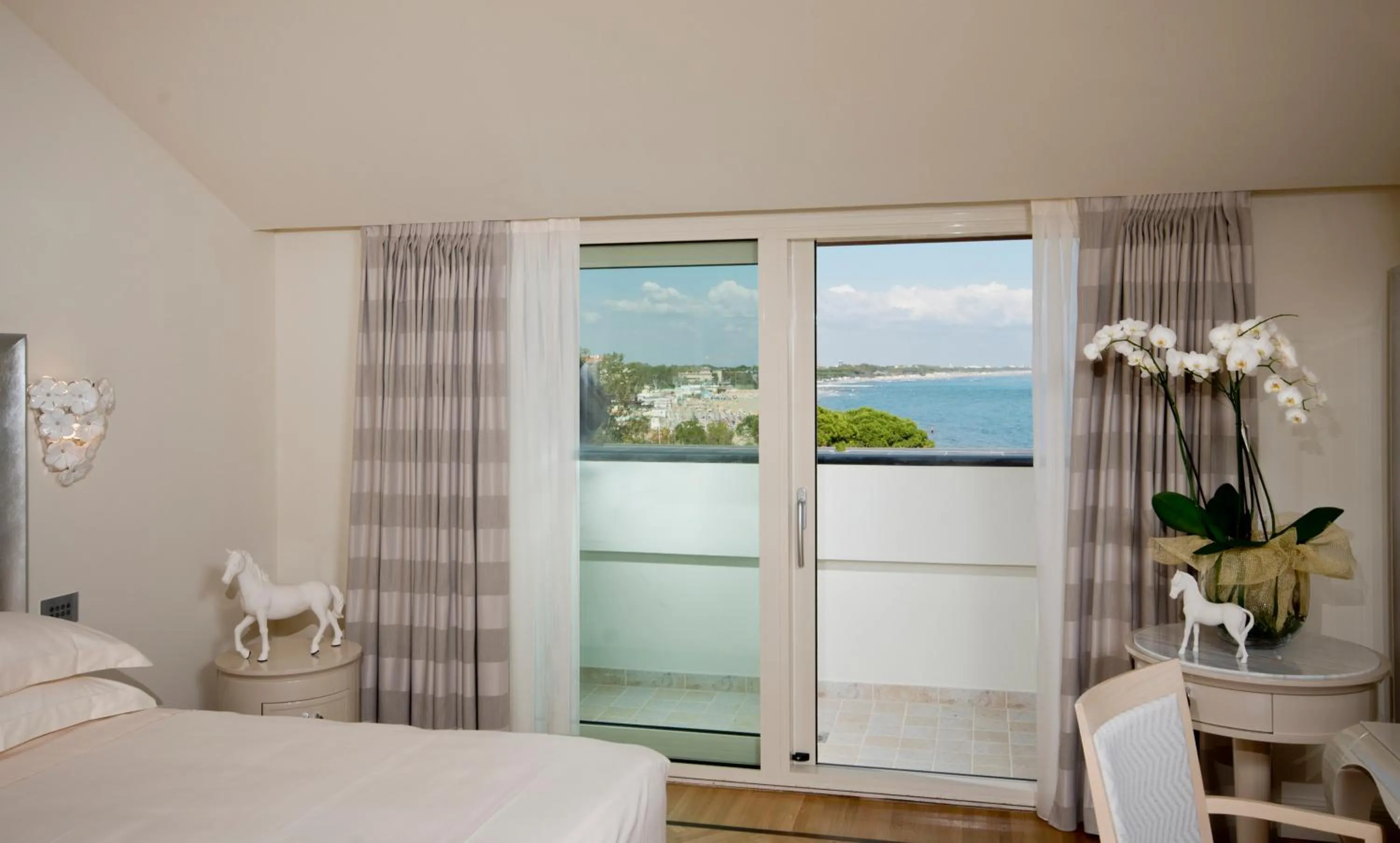 Photo of the whole room, Bed in Grand Hotel Da Vinci