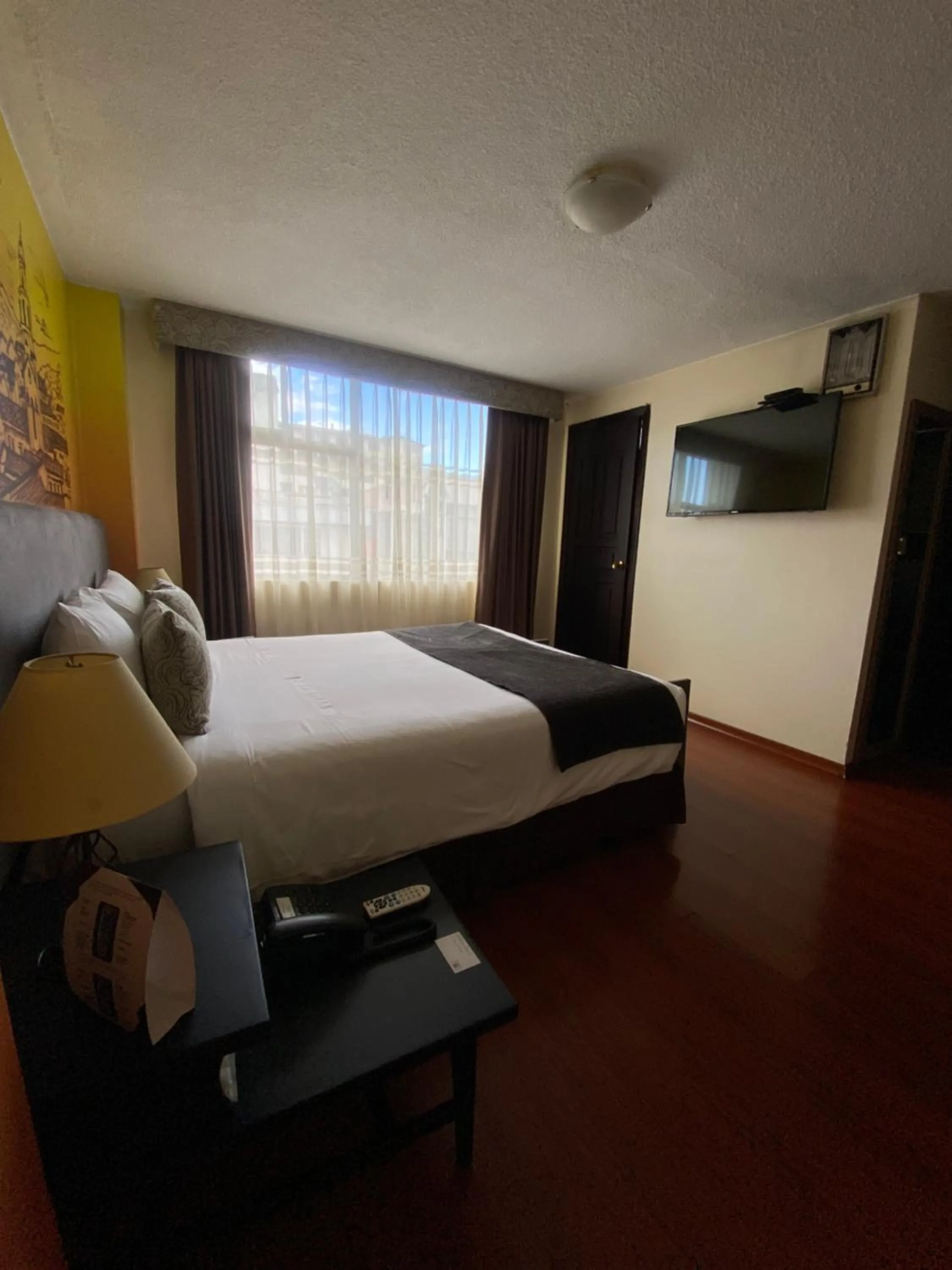 Bed in Embassy Quito