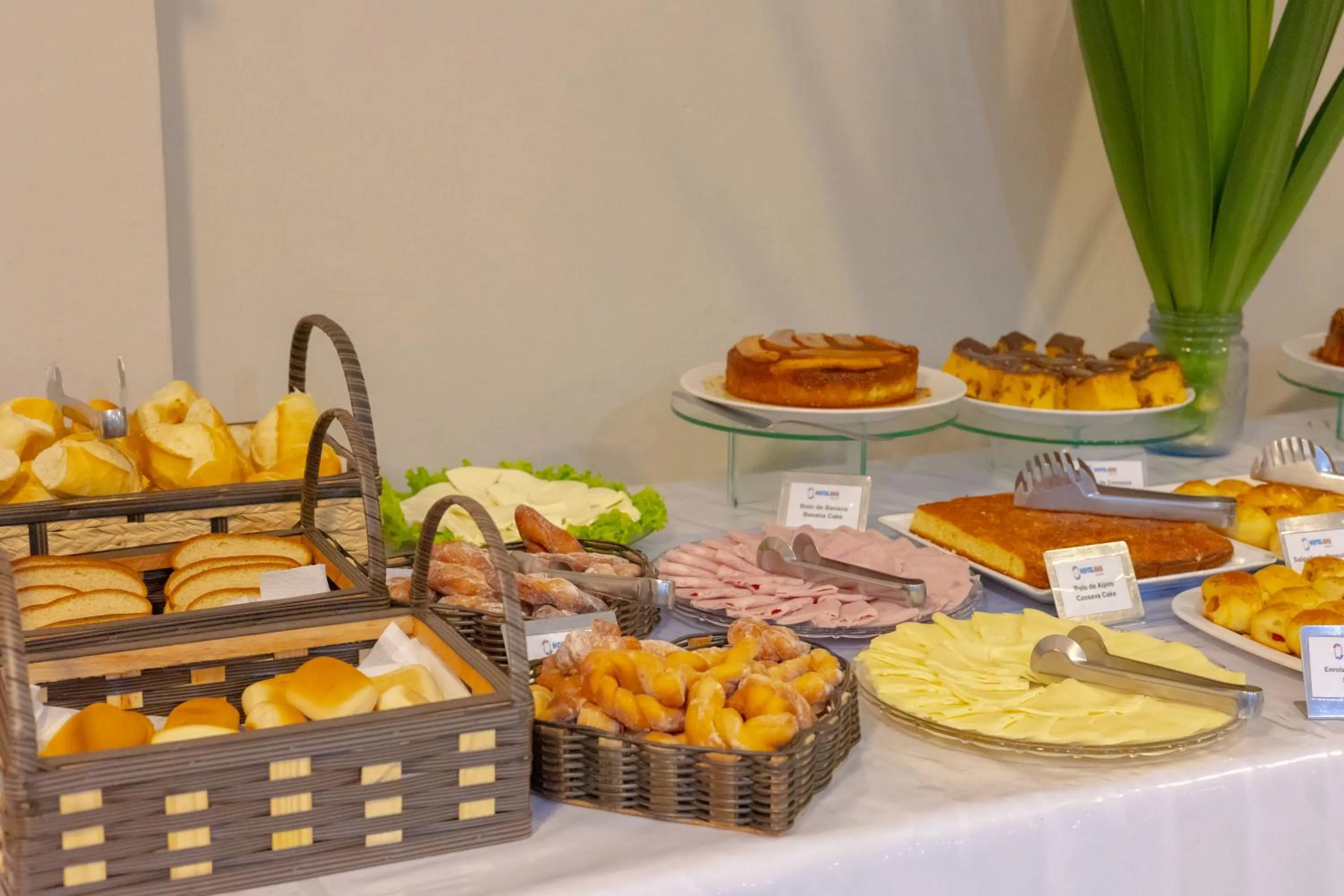 Food and drinks in Hotel BHS