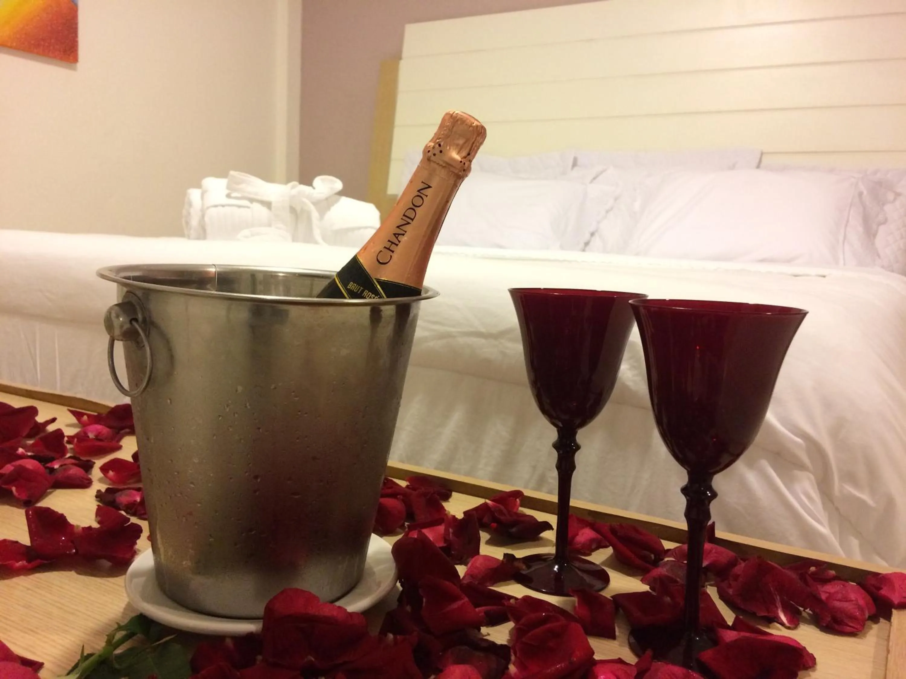 Photo of the whole room, Bed in Hotel BHS