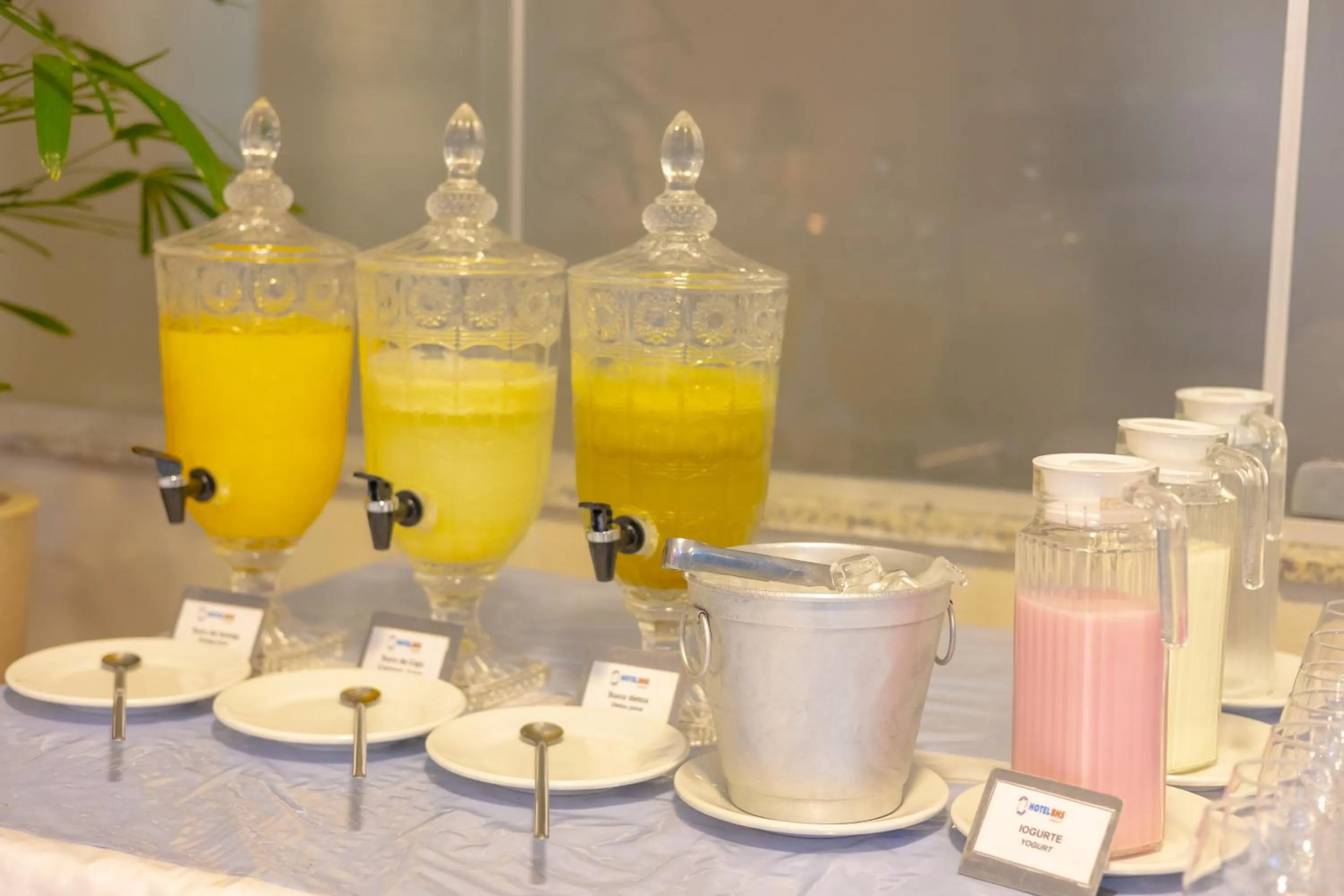 Food and drinks in Hotel BHS