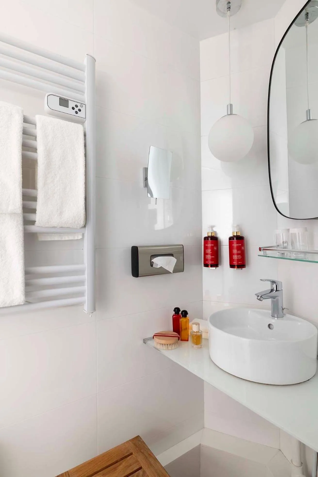 Bathroom in Hotel Trianon Rive Gauche