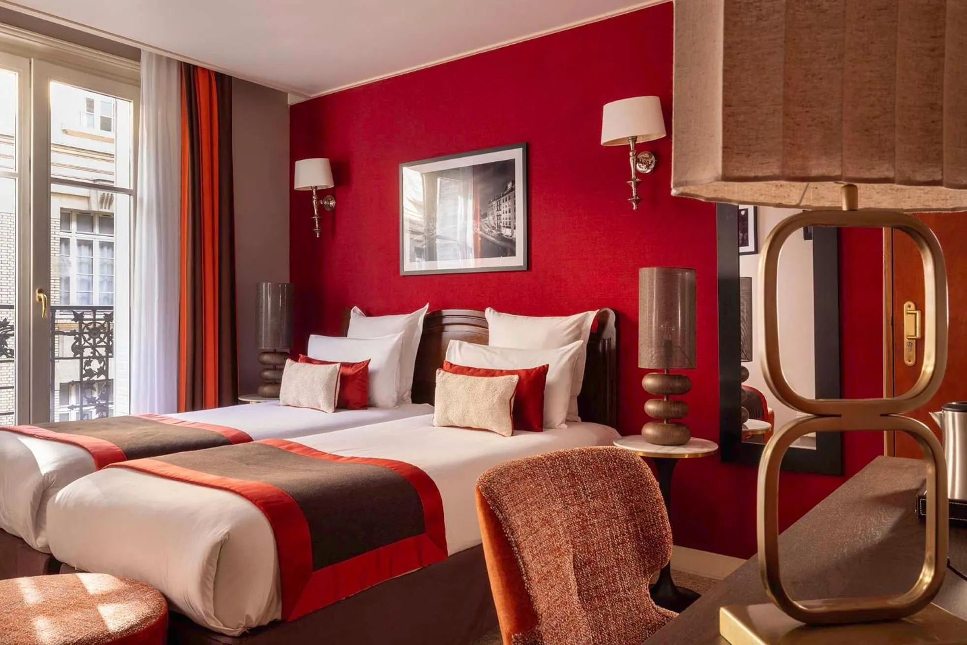 Bed in Hotel Trianon Rive Gauche