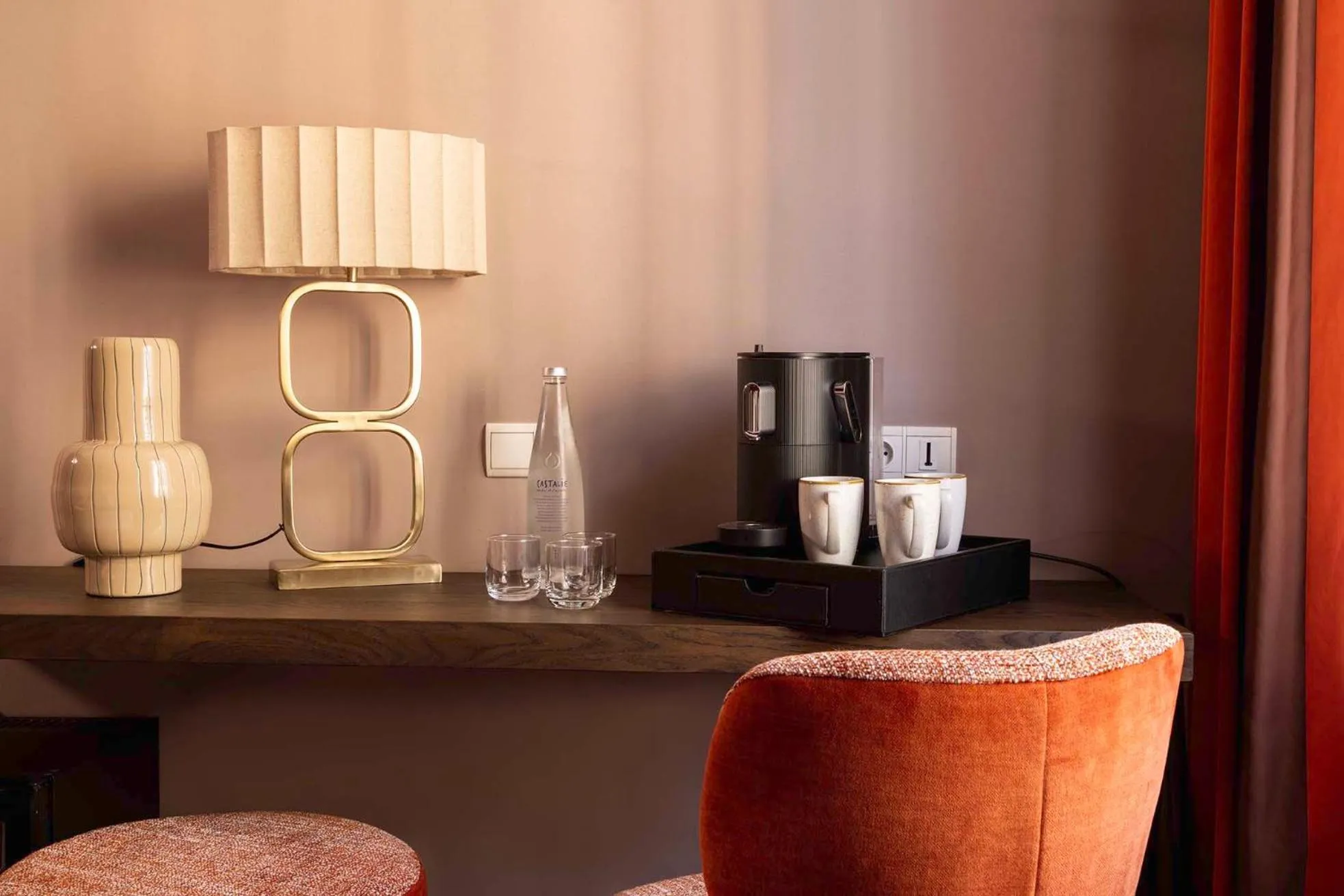 Coffee/tea facilities in Hotel Trianon Rive Gauche