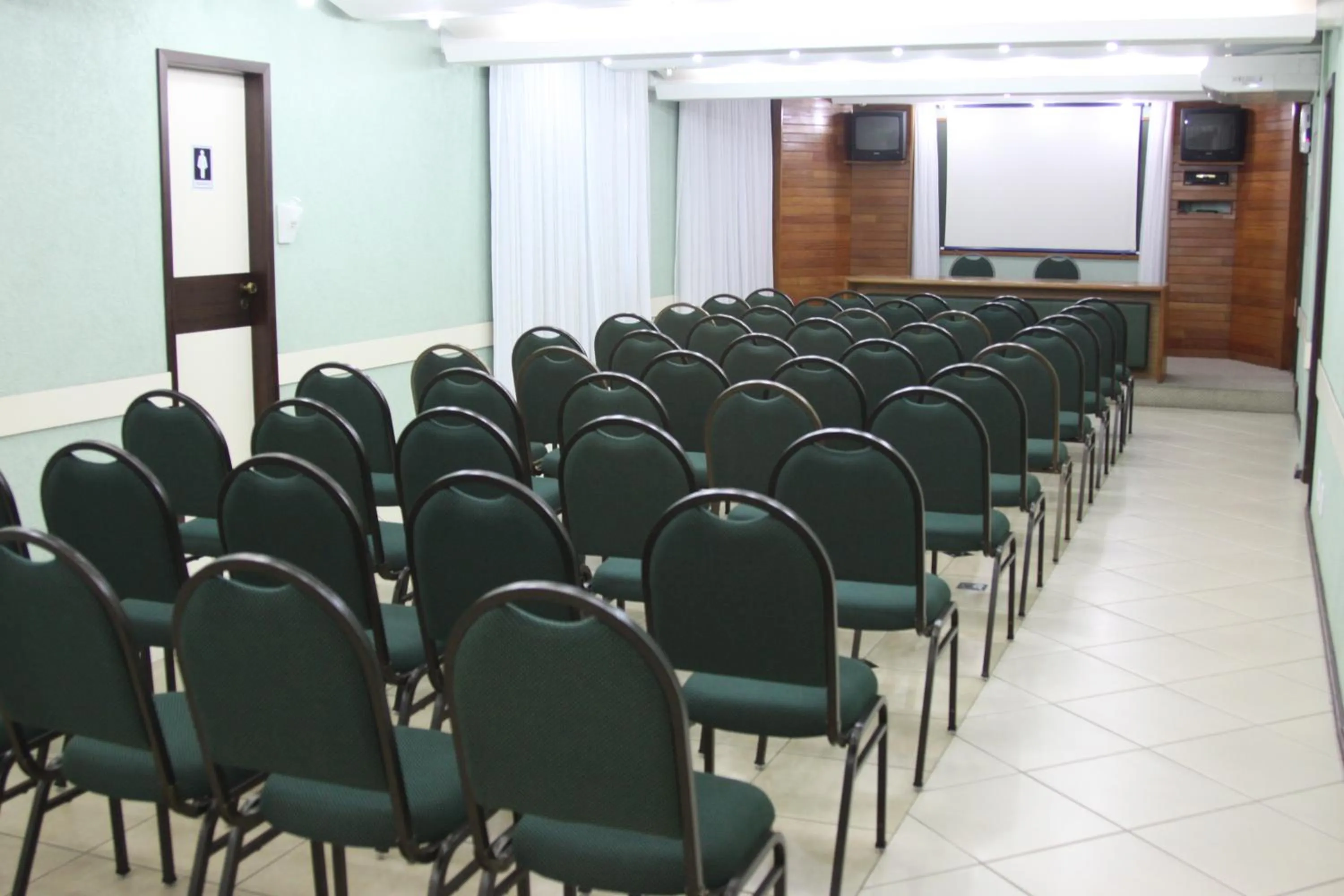 Business facilities in San Silvestre Hotel