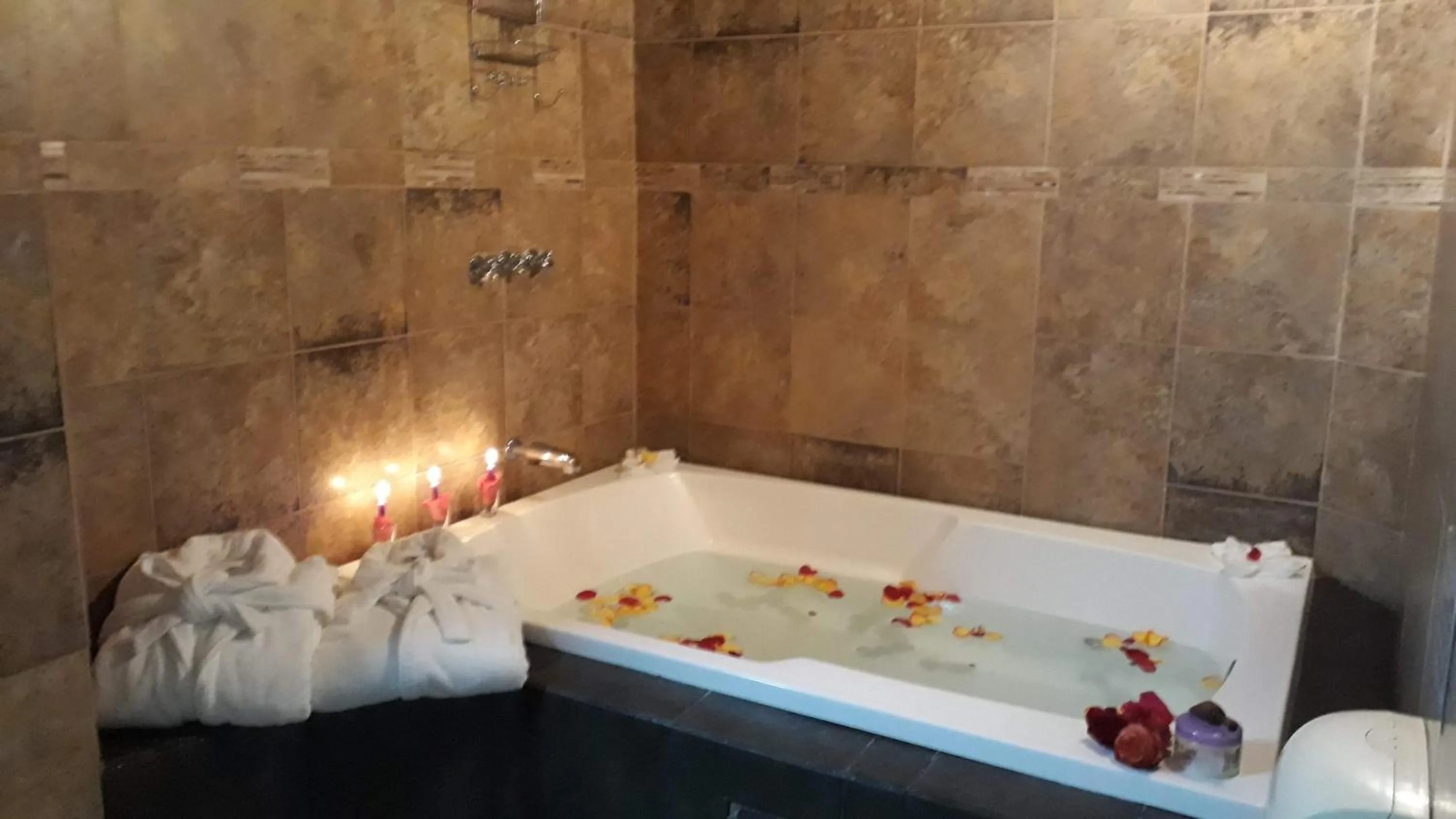 Bathroom in Hotel y Spa Isla de Baños