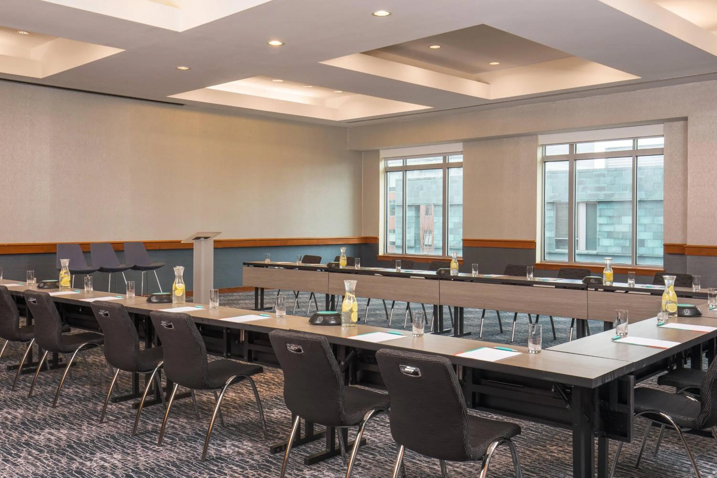 Meeting/conference room in Le Meridien Boston Cambridge