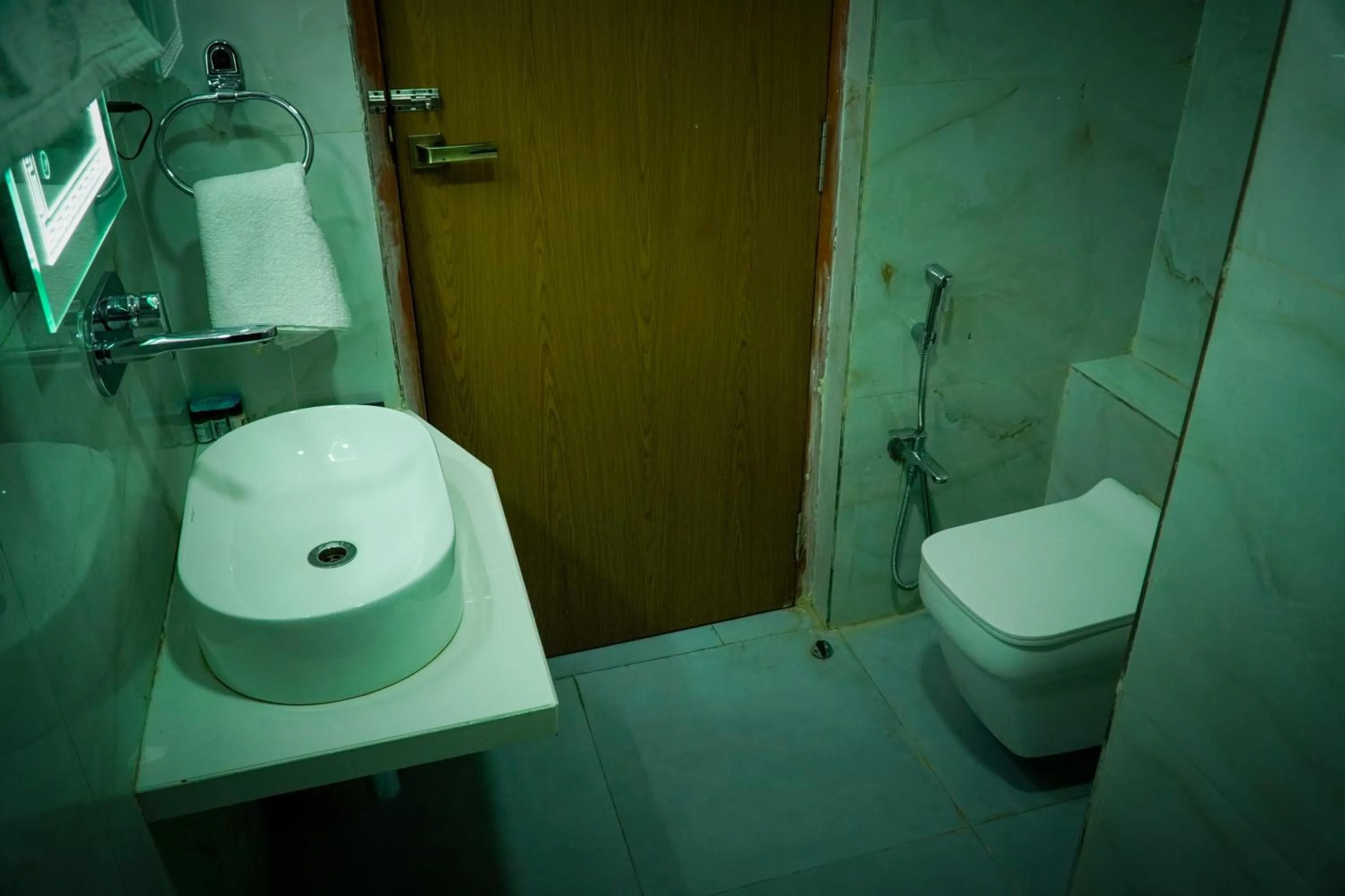 Bathroom in Hotel Jaisal Inn - Pure Veg