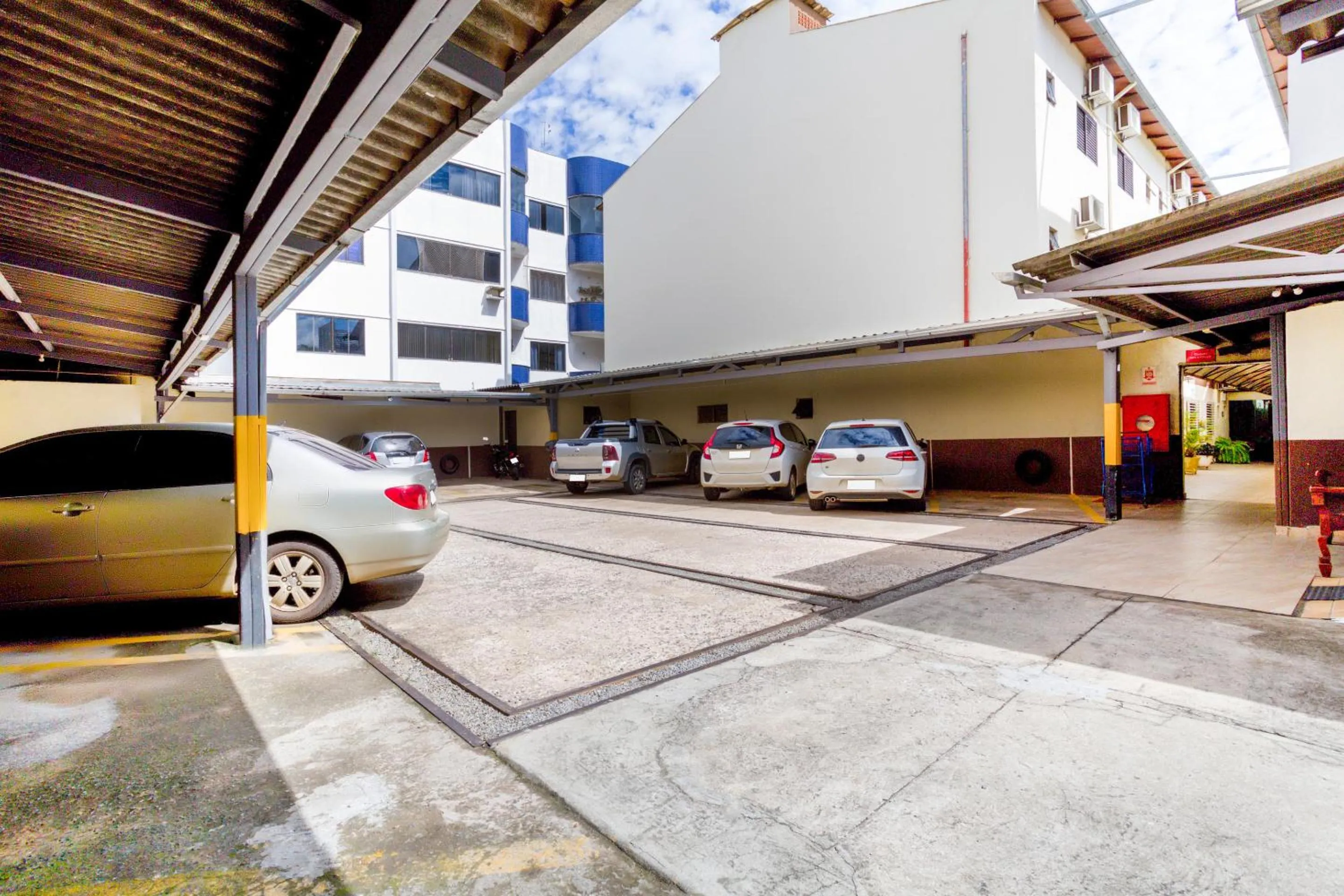 Property building in OYO Hotel Via Universitária, Anápolis