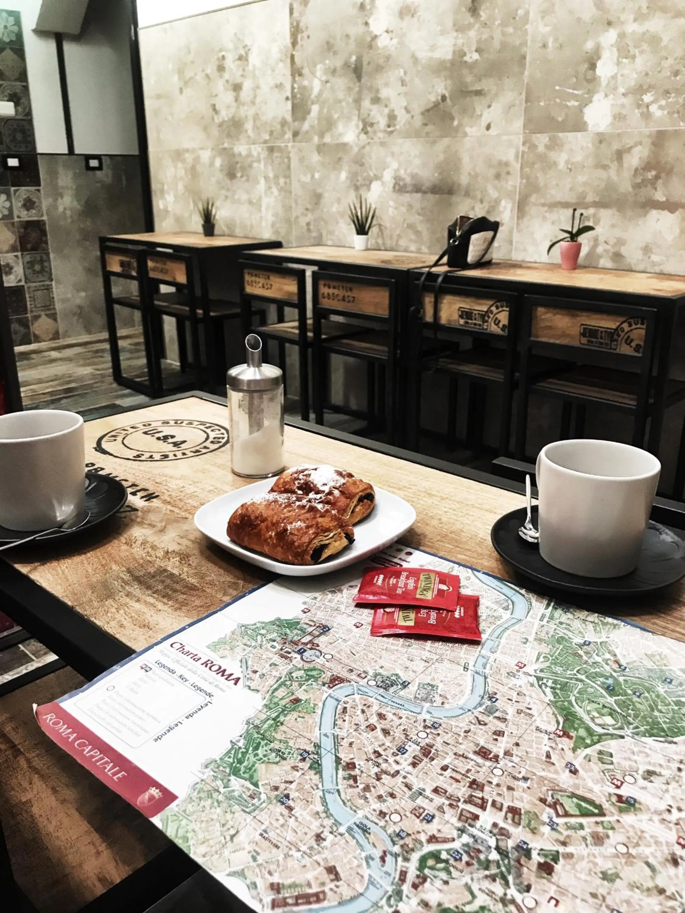 Food and drinks in Rosso Cortese