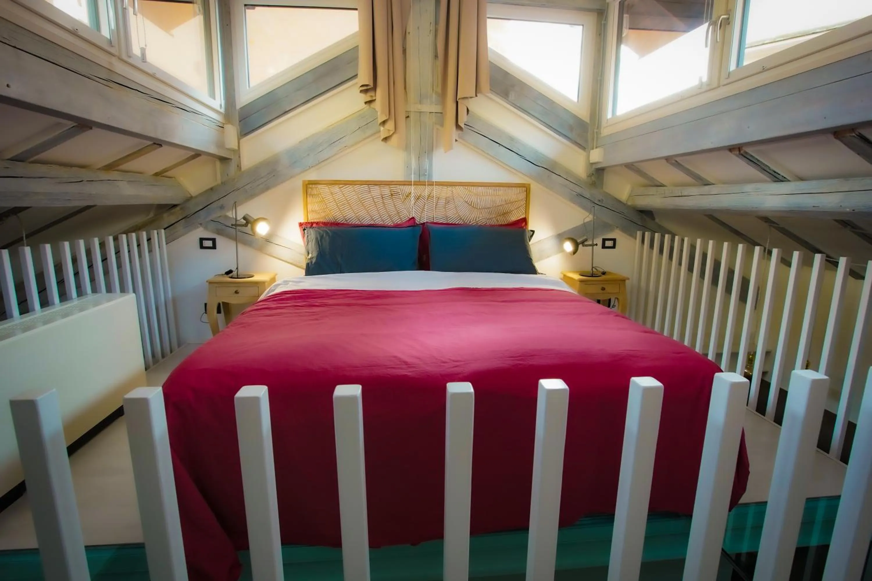 Bedroom, Bed in Rosso Cortese