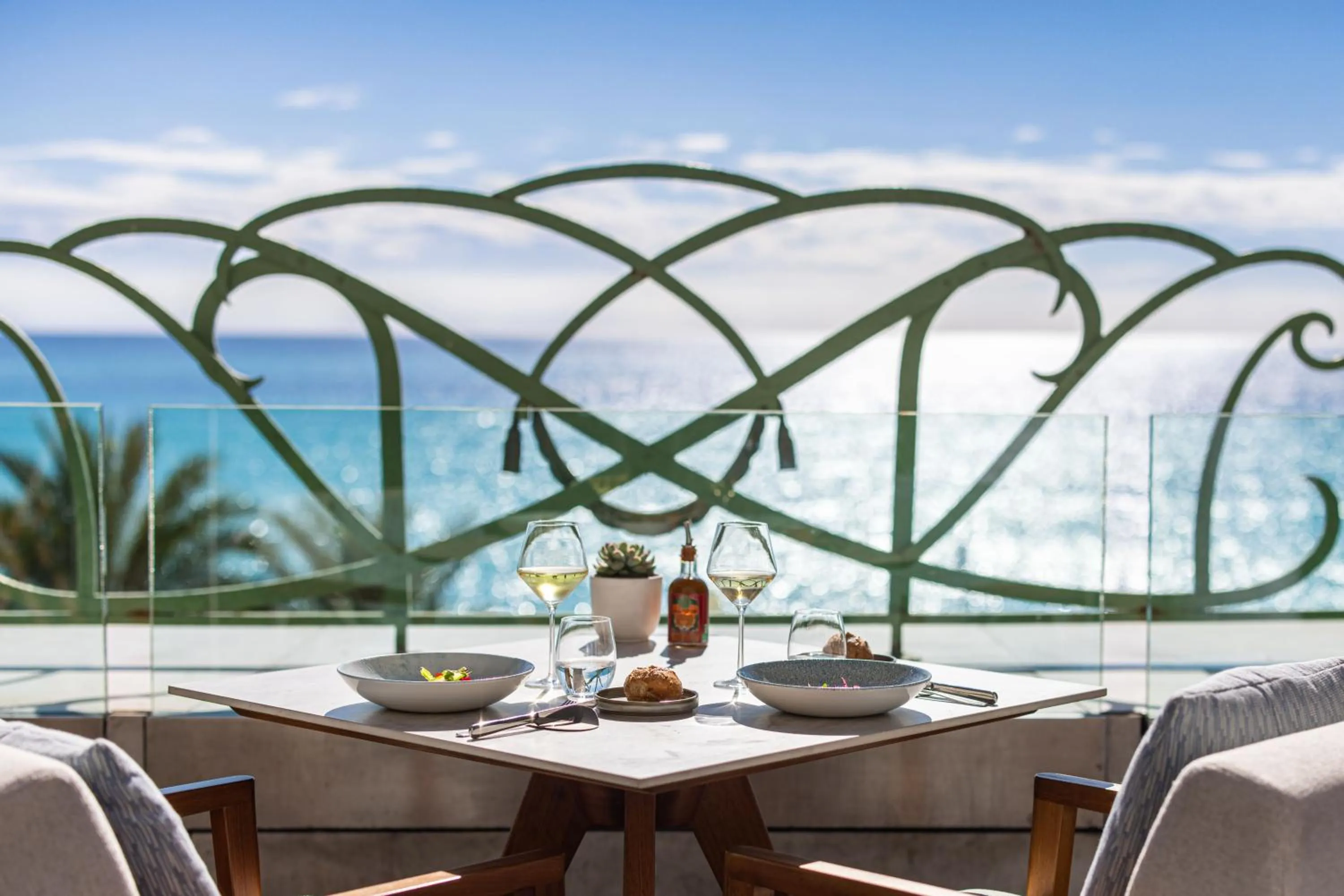 Restaurant/places to eat in Hyatt Regency Nice Palais de la Méditerranée