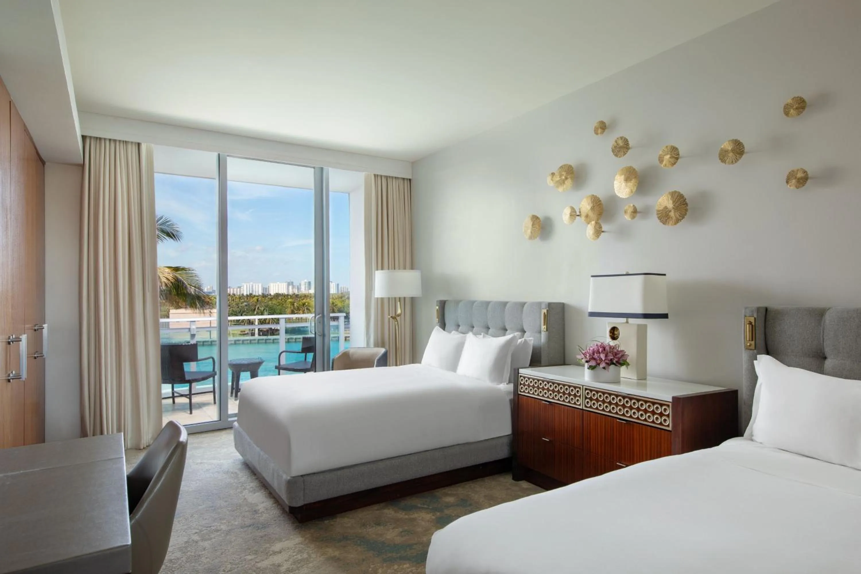 Photo of the whole room, Bed in The Ritz-Carlton Bal Harbour, Miami