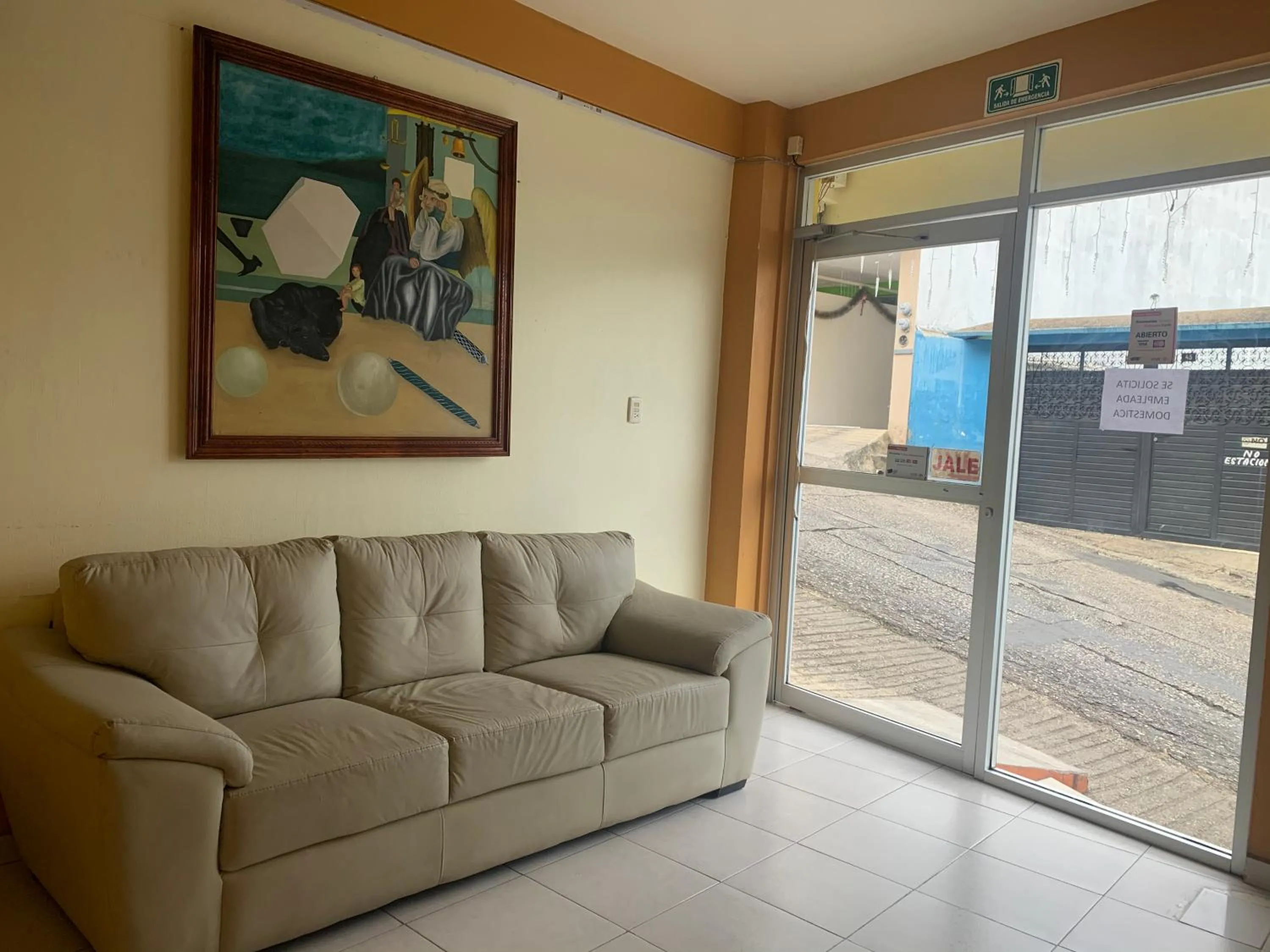 Living room in Hotel Renacimiento