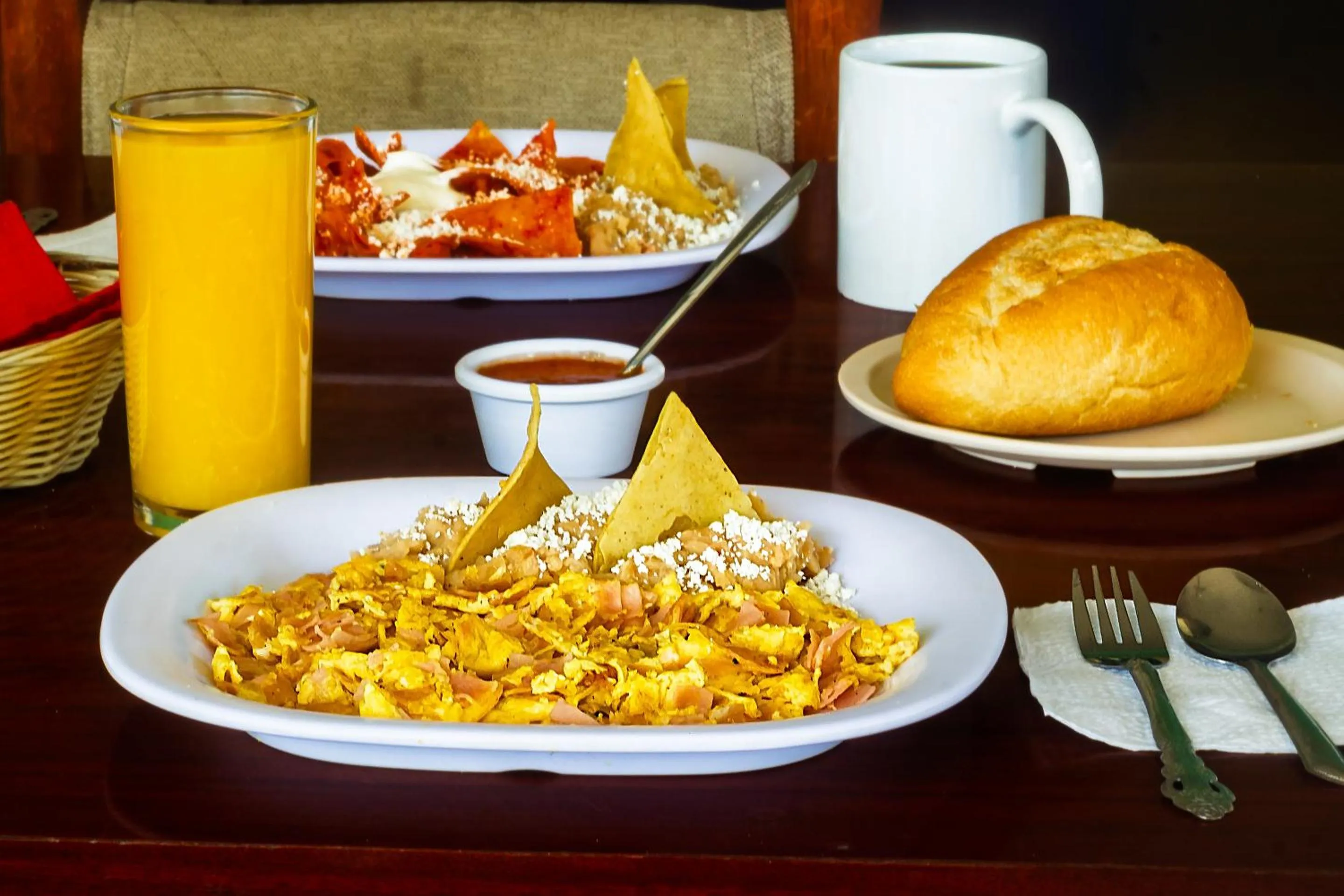 Breakfast in Capital O Nueva Galicia, Guadalajara centro downtown