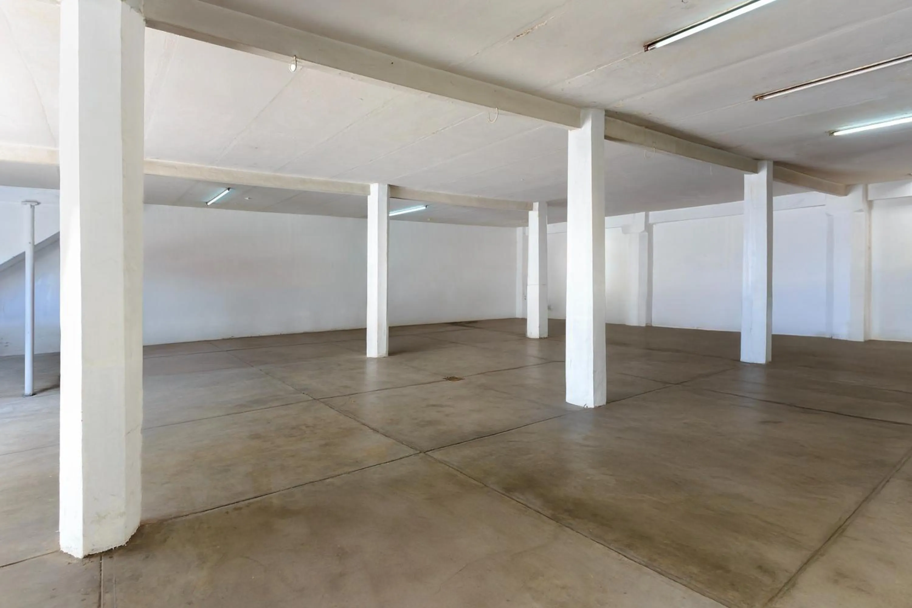 Parking in OYO Hotel Colon Express