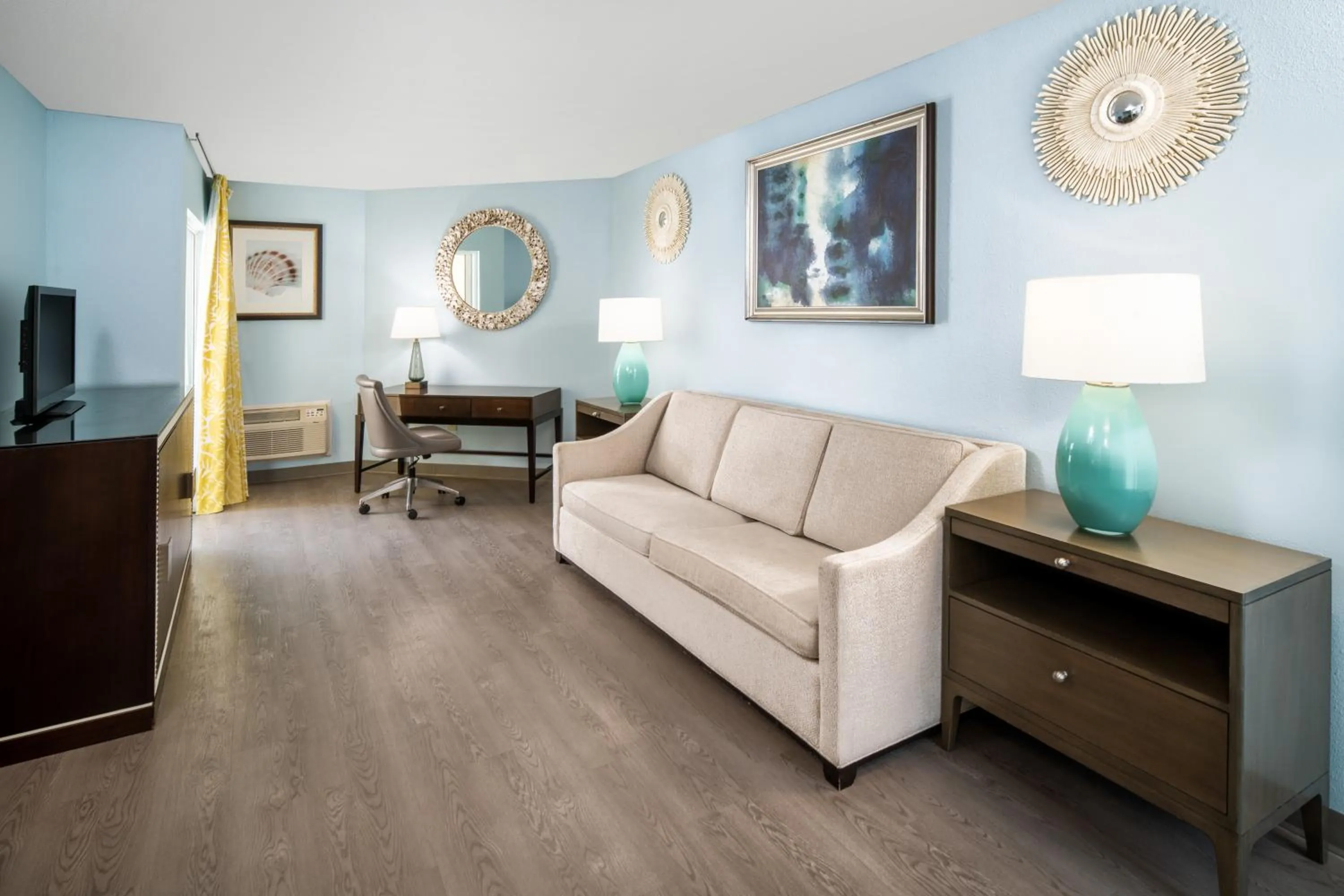 Living room in Palette Resort Myrtle Beach