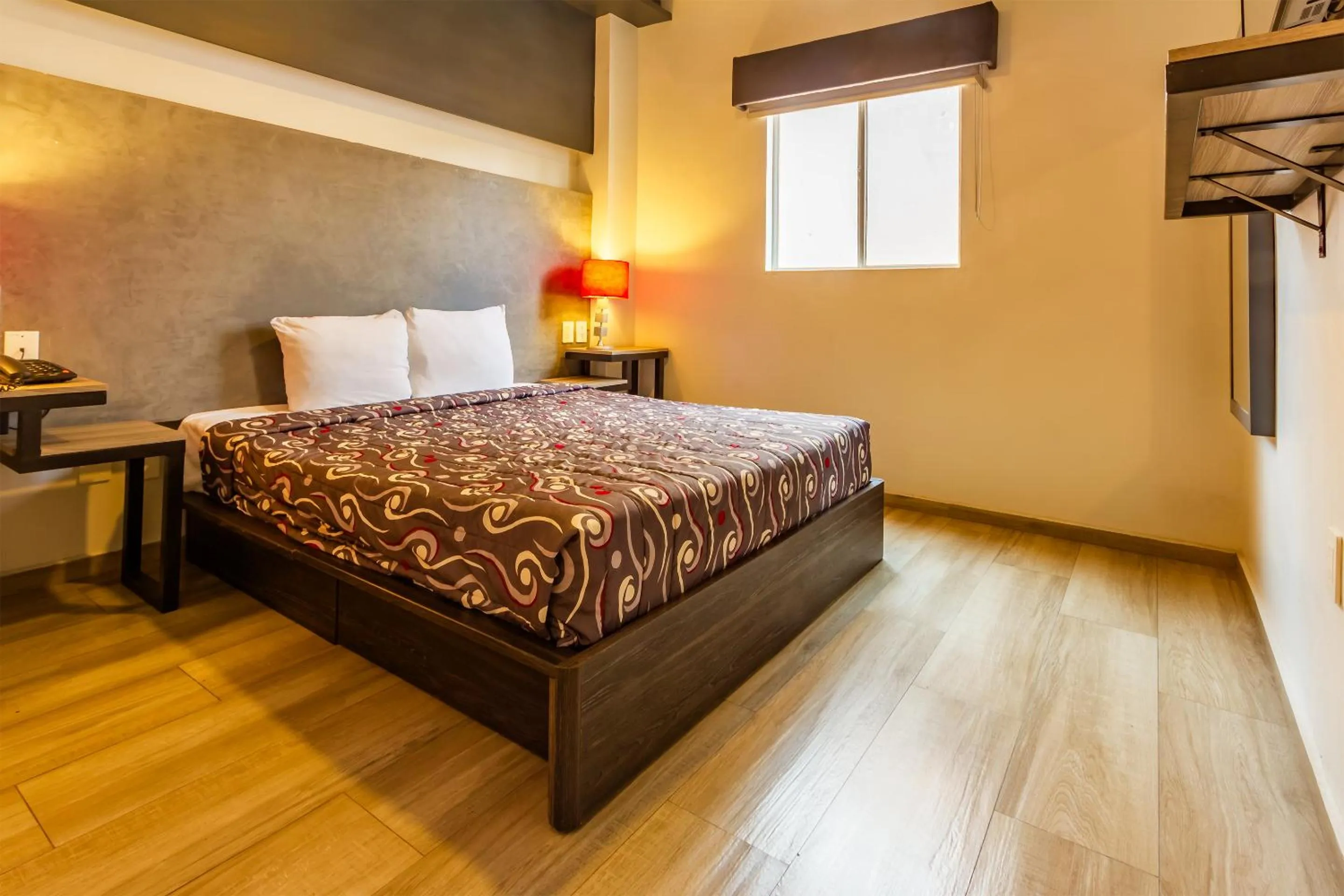 Bedroom, Bed in OYO Hotel Del Parque