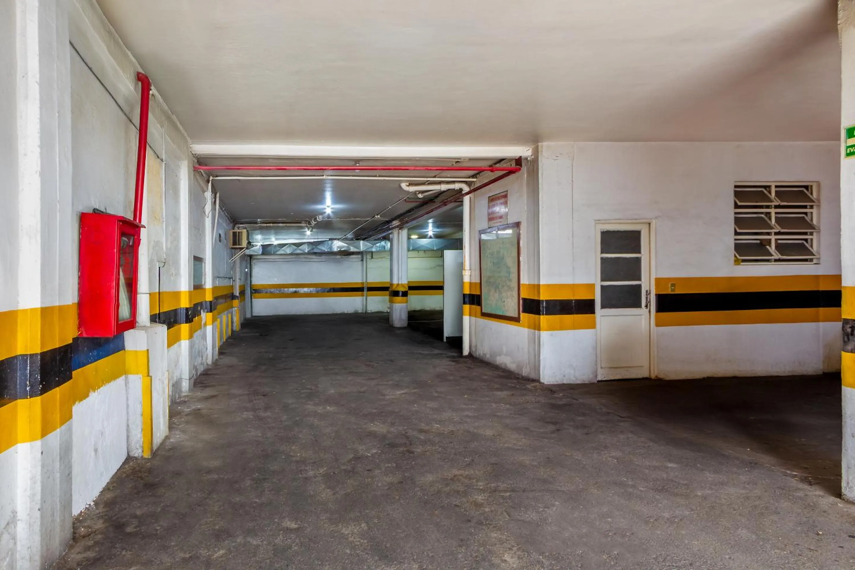 Parking in OYO Hotel Del Parque