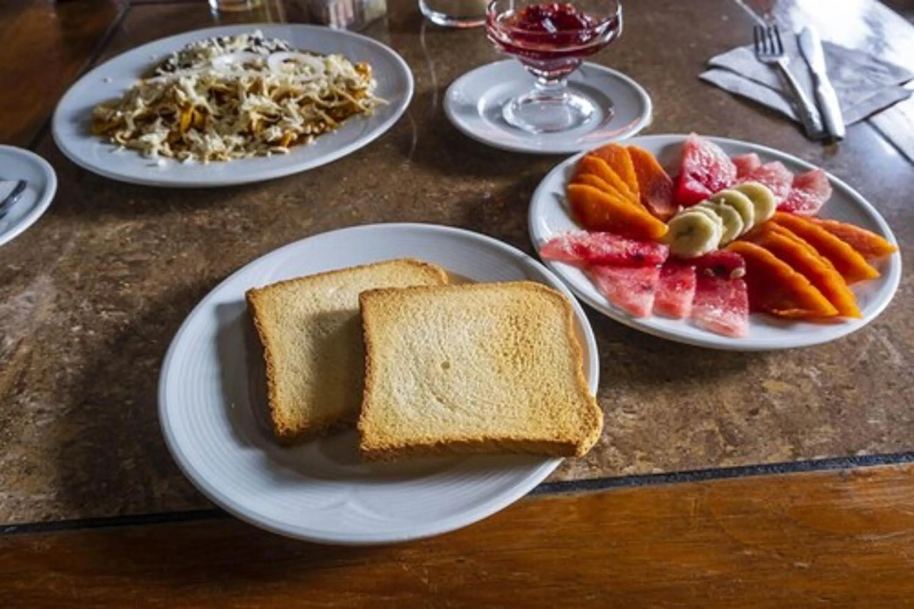 Breakfast in OYO Hotel Del Parque
