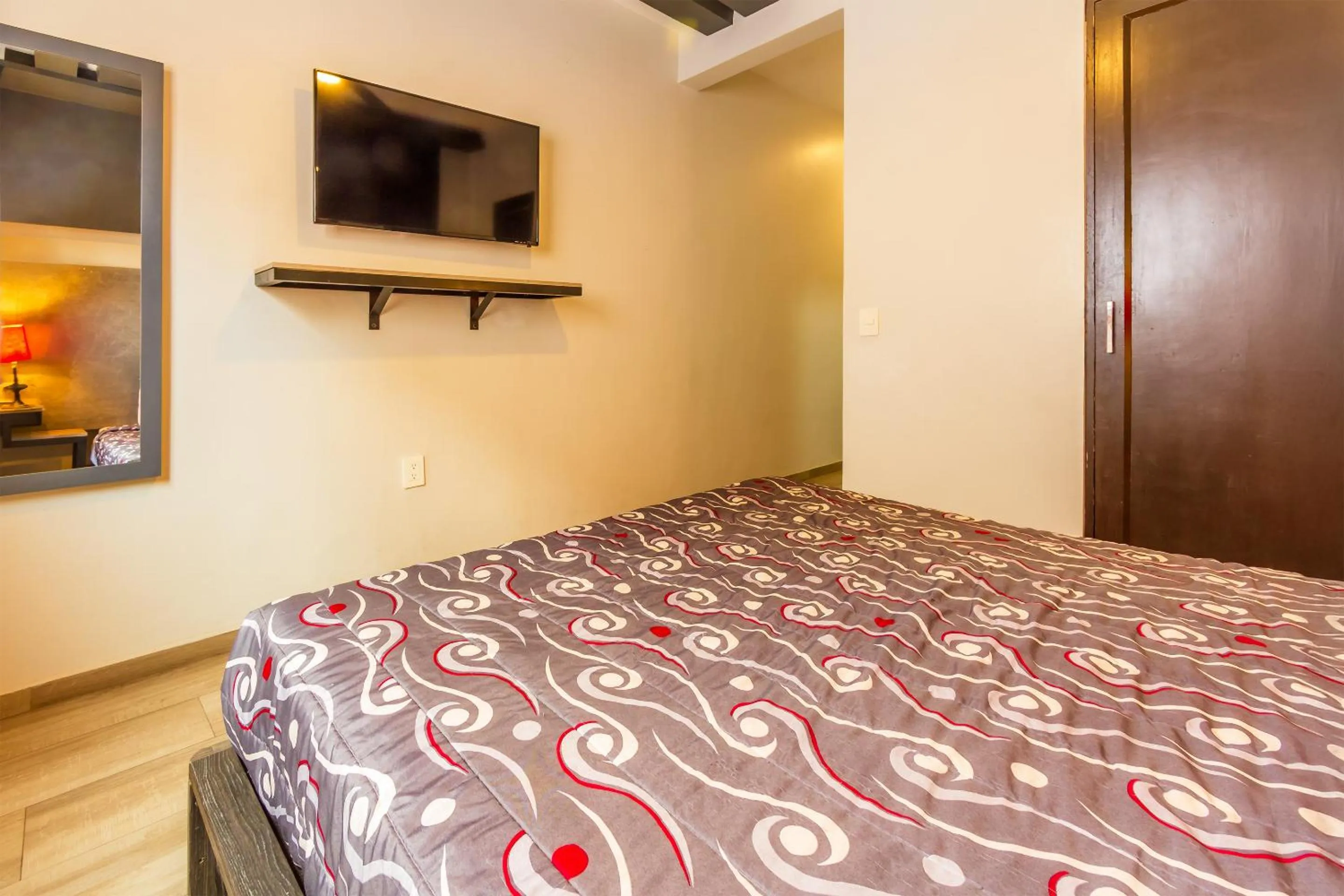 Bedroom, Bed in OYO Hotel Del Parque