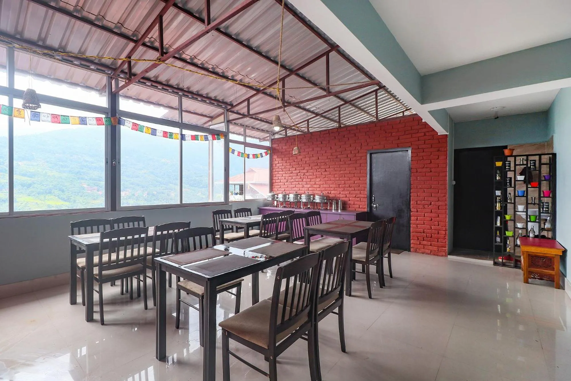 Restaurant/Places to Eat in FabHotel Kutighar Regency