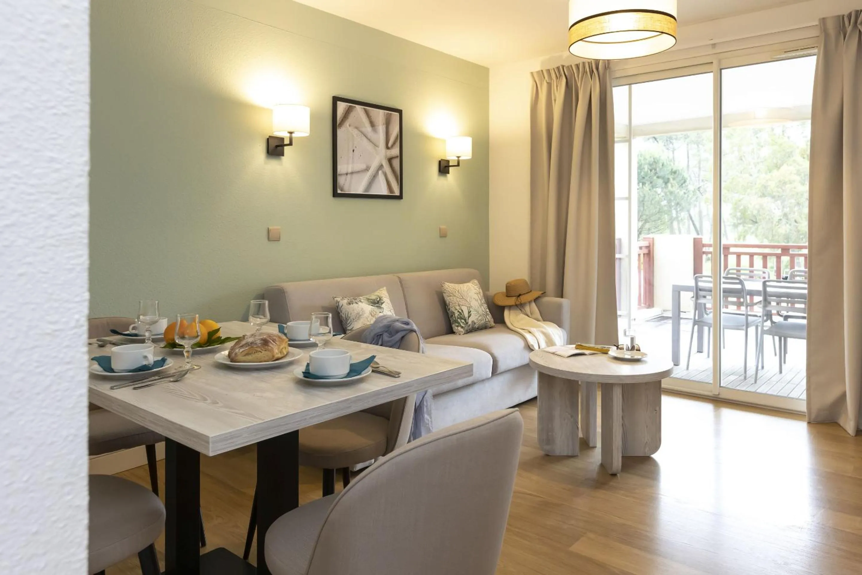 Seating area in Résidence Odalys Les Greens du Bassin