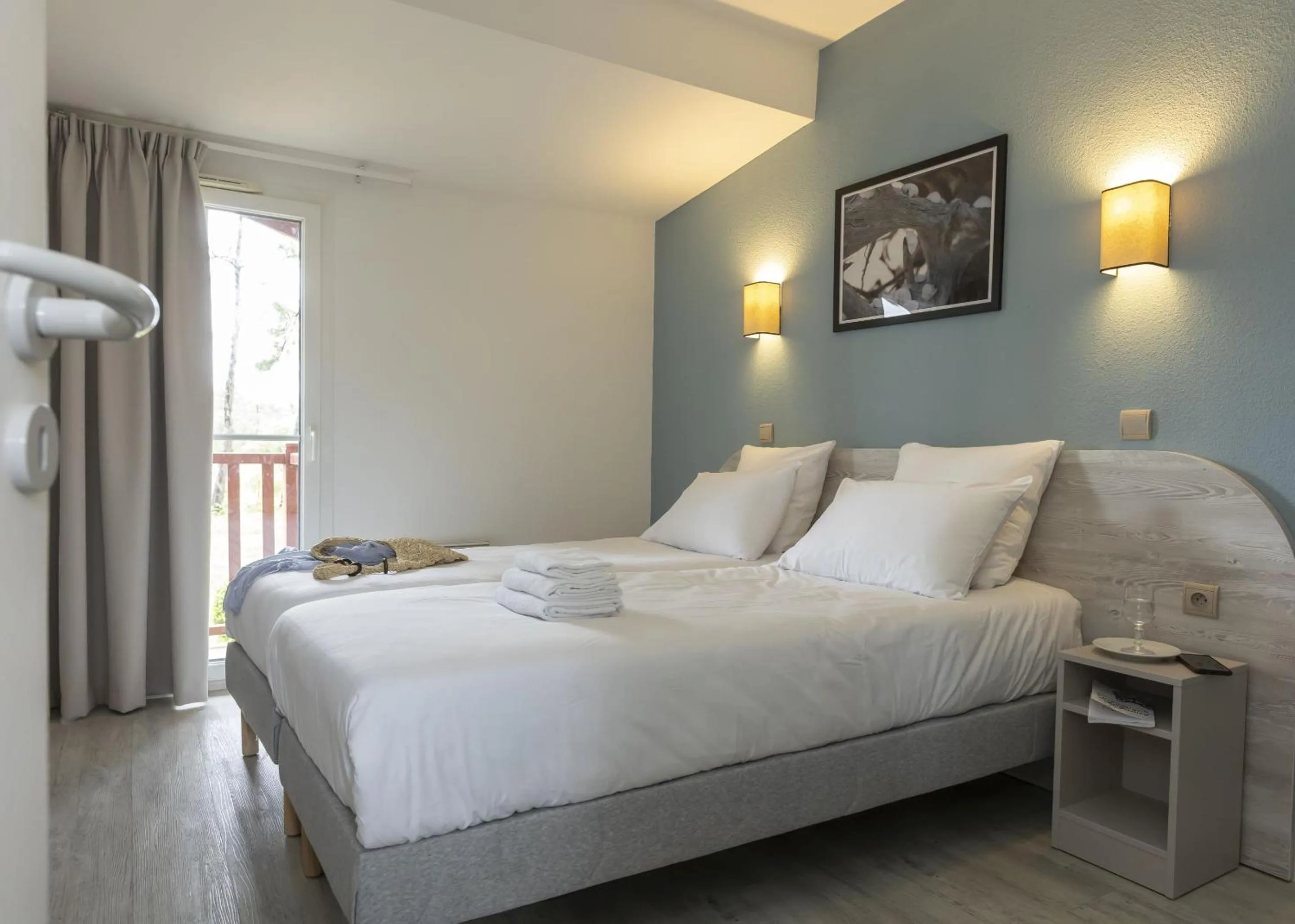 Bedroom, Bed in Résidence Odalys Les Greens du Bassin