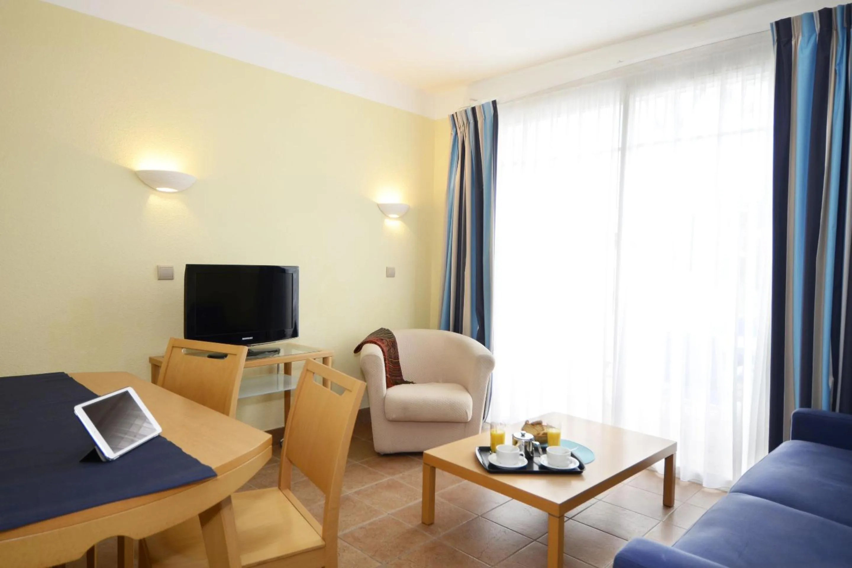 Seating area in Résidence Odalys Les Greens du Bassin