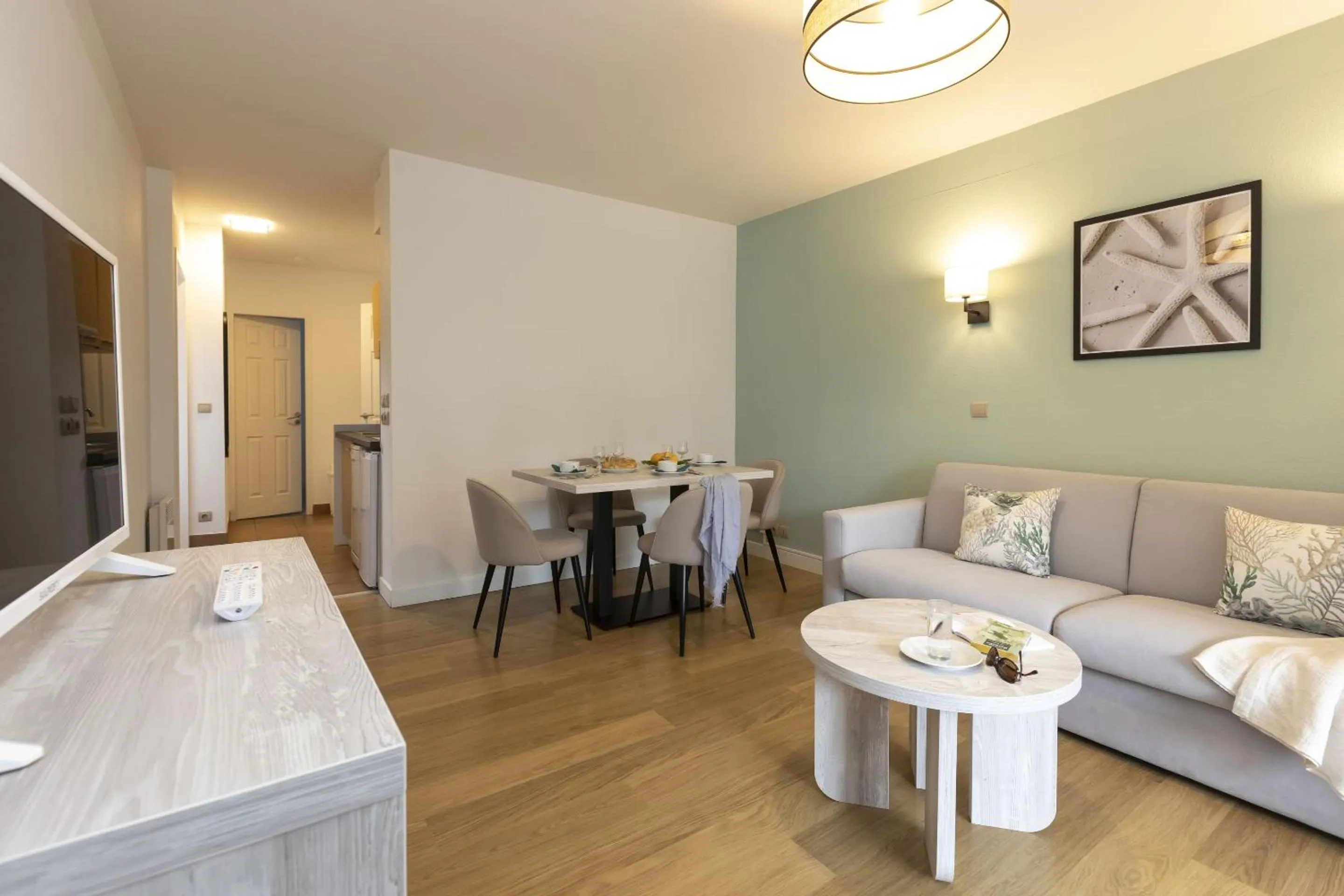 Seating area in Résidence Odalys Les Greens du Bassin