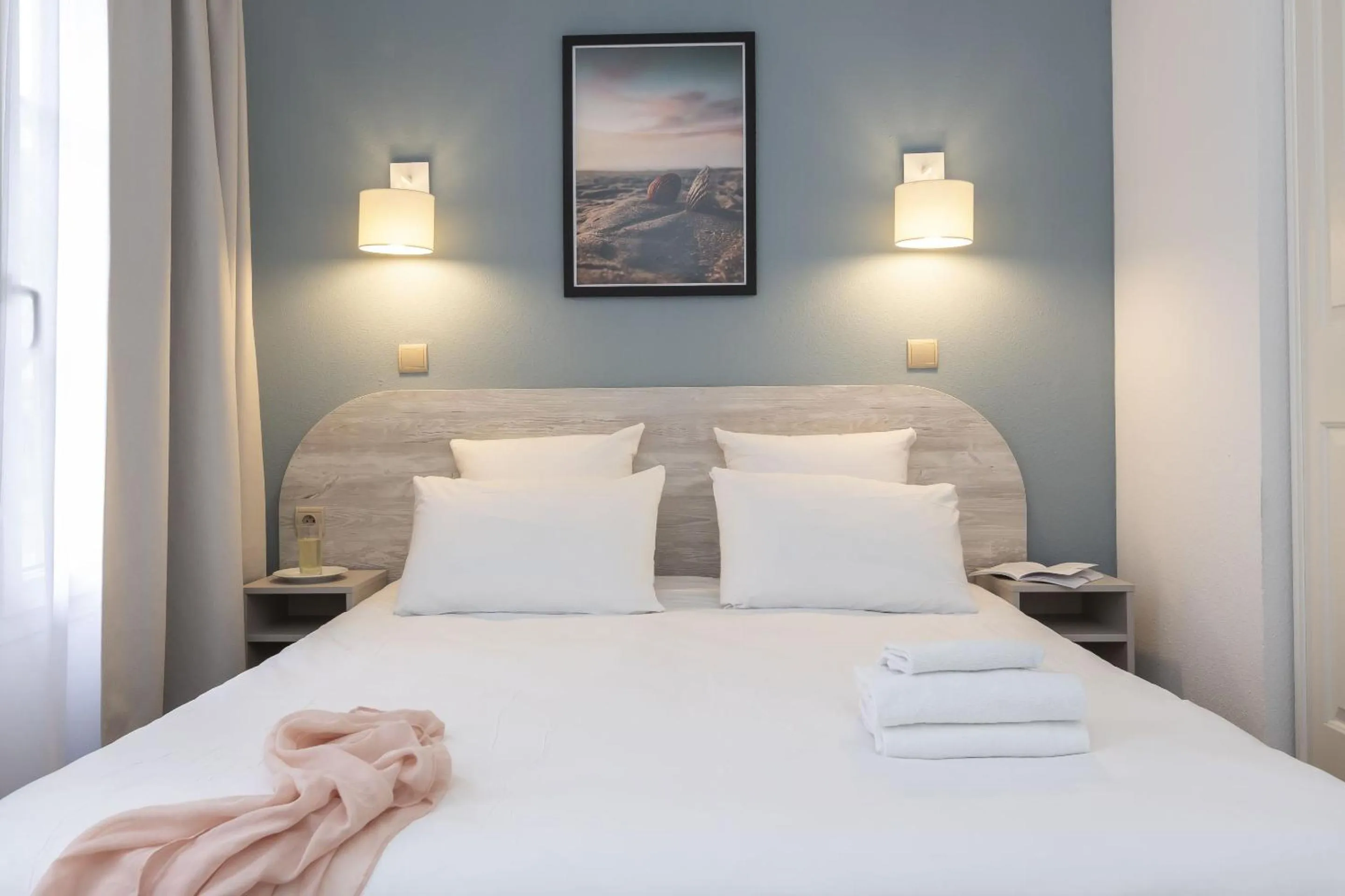 Bedroom, Bed in Résidence Odalys Les Greens du Bassin