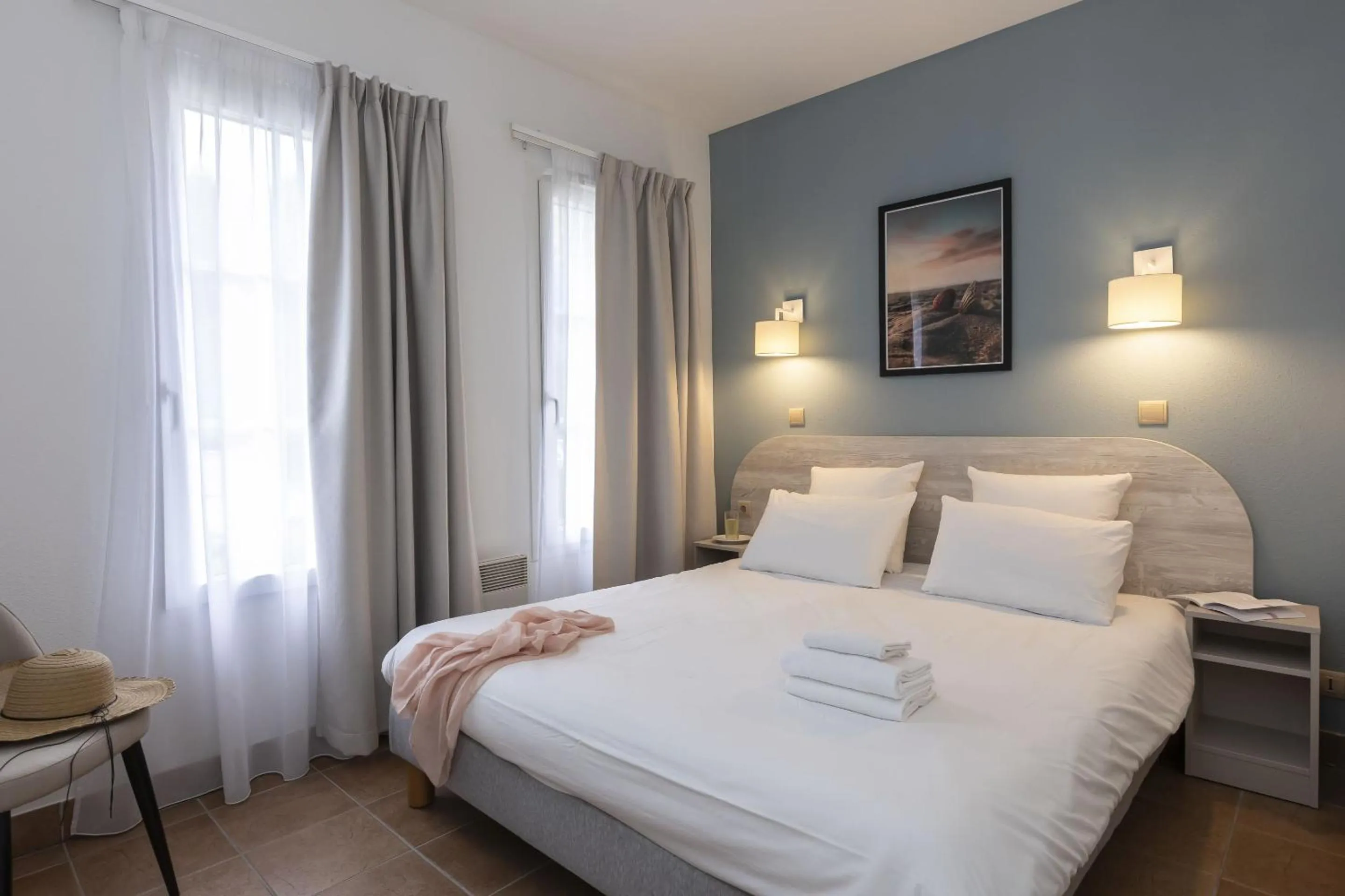 Bedroom, Bed in Résidence Odalys Les Greens du Bassin