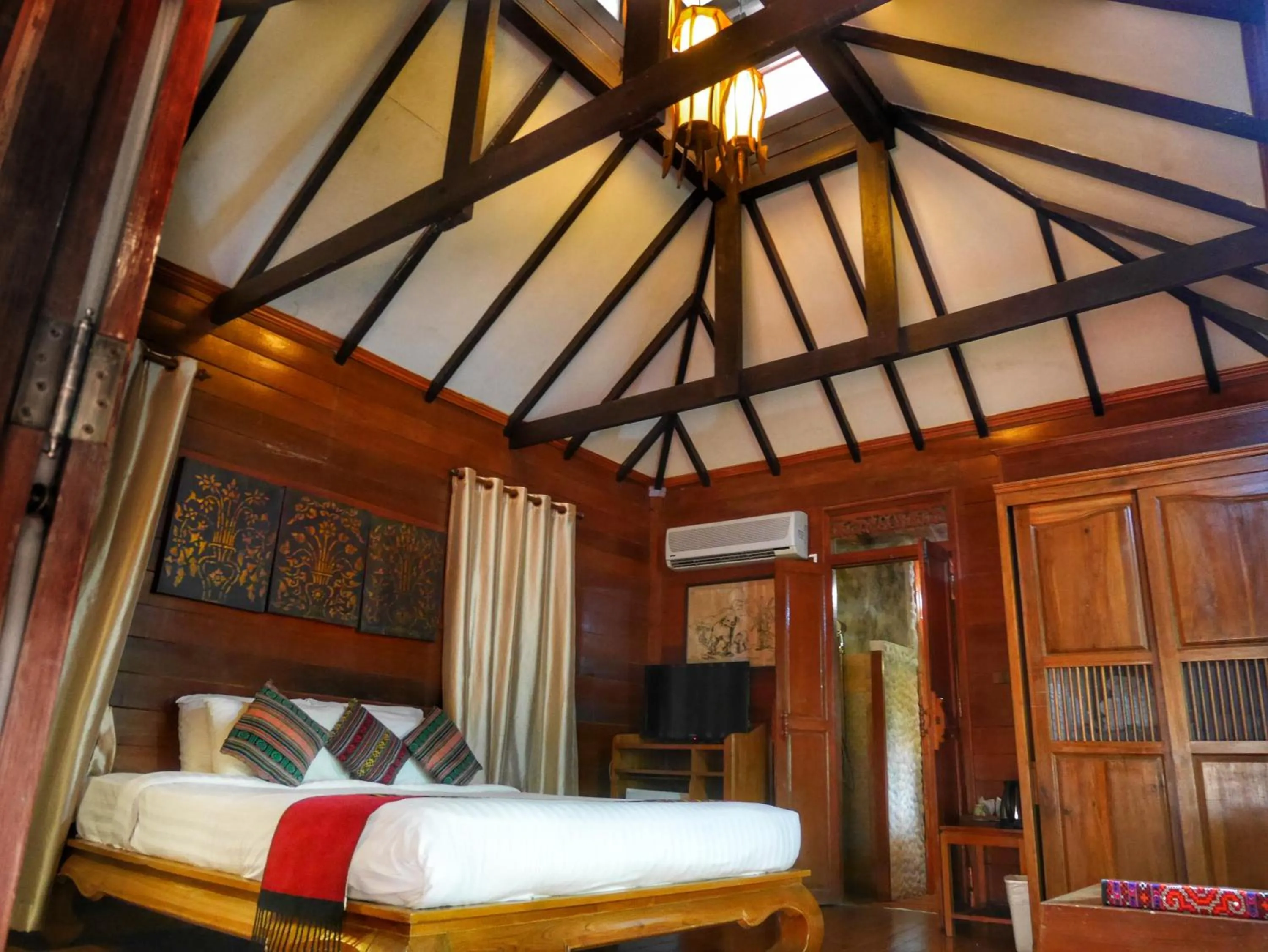 Bed in Sukantara Cascade Resort and Spa