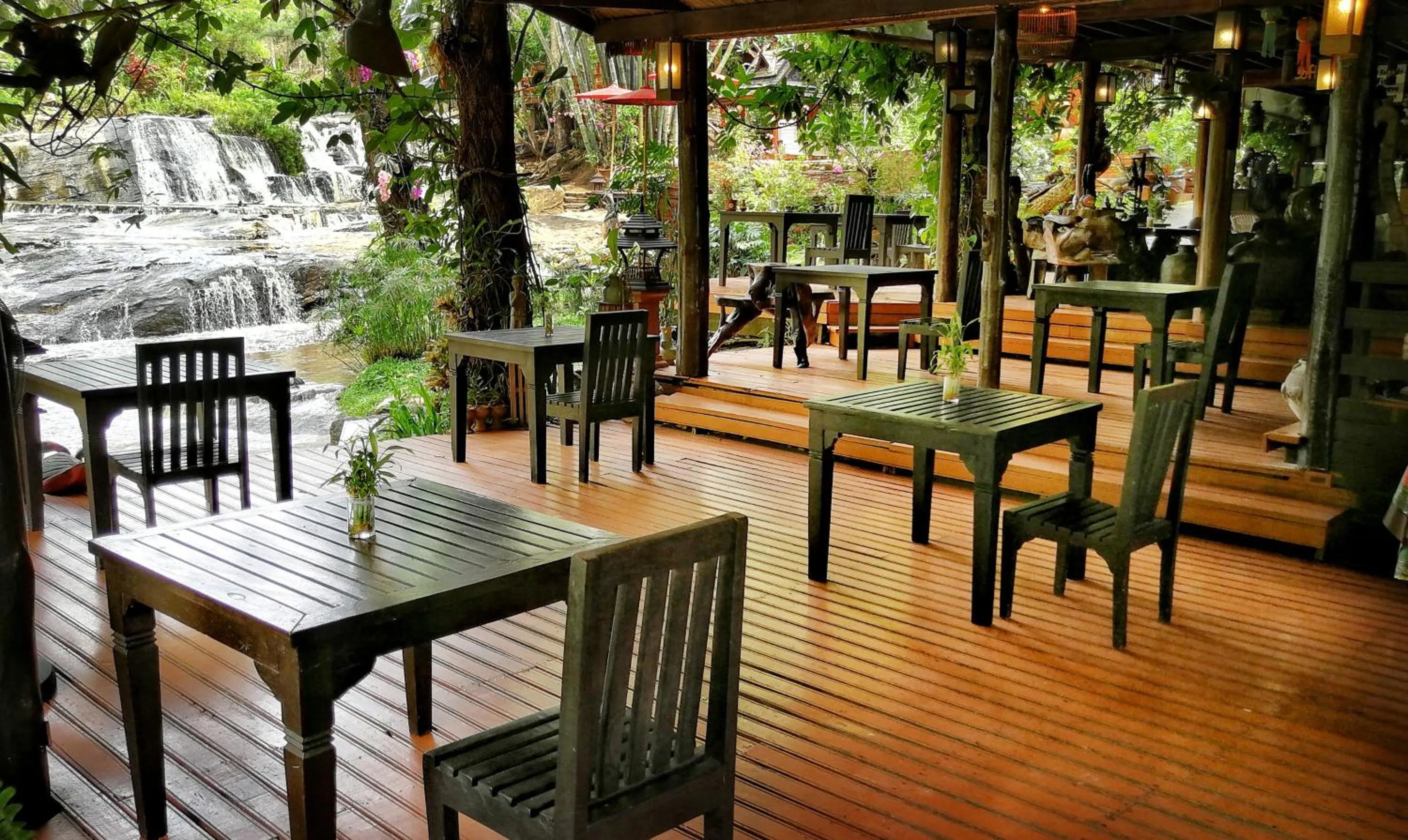 Restaurant/places to eat in Sukantara Cascade Resort and Spa