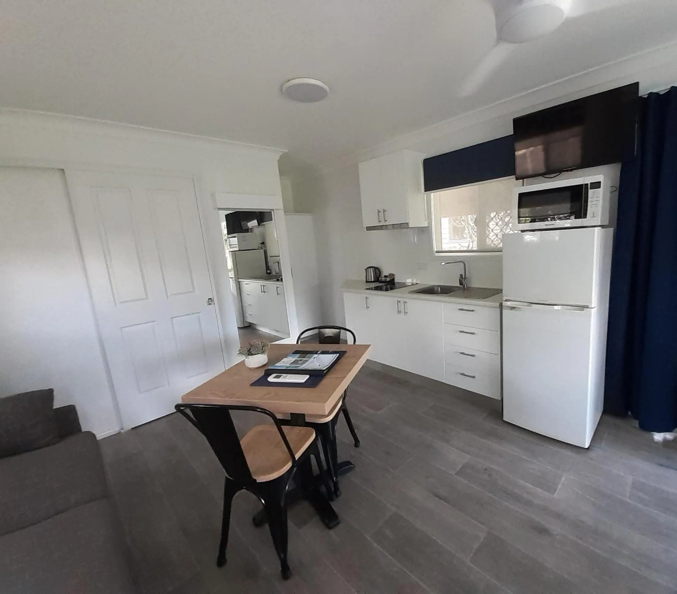 Kitchen or kitchenette in Queens Beach Tourist Village