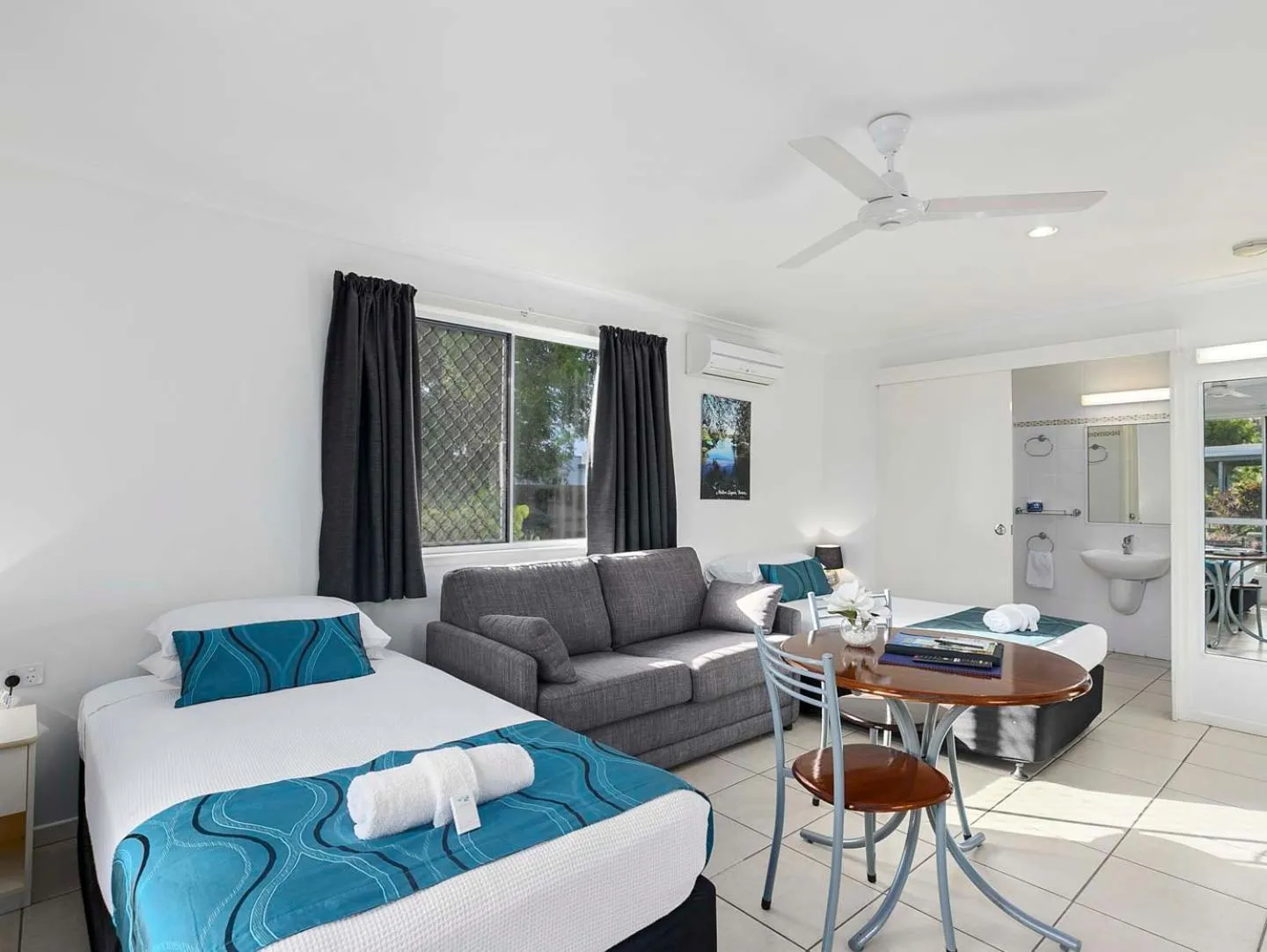 Bathroom in Queens Beach Tourist Village