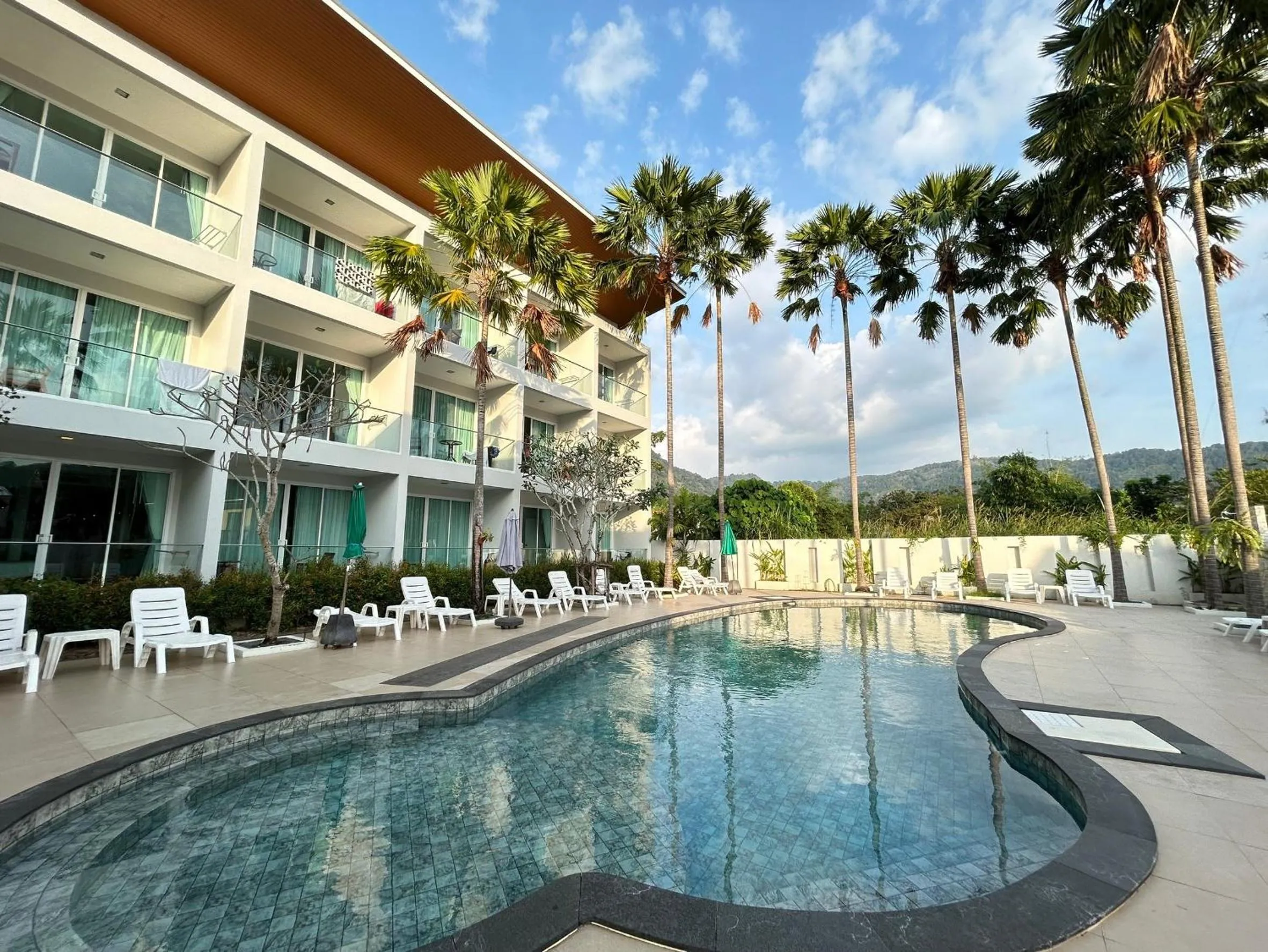 Property building in Clear House Resort - SHA Extra Plus