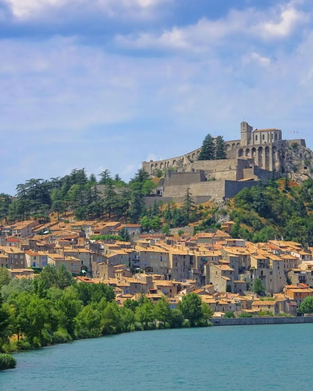 Nearby landmark in Domaine de l'Adoux