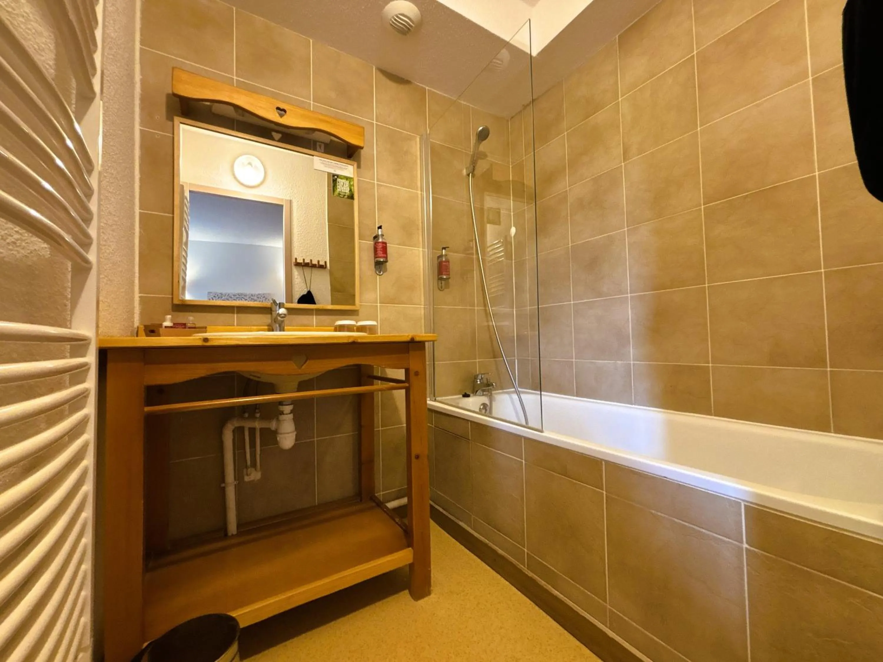 Bathroom in Domaine de l'Adoux
