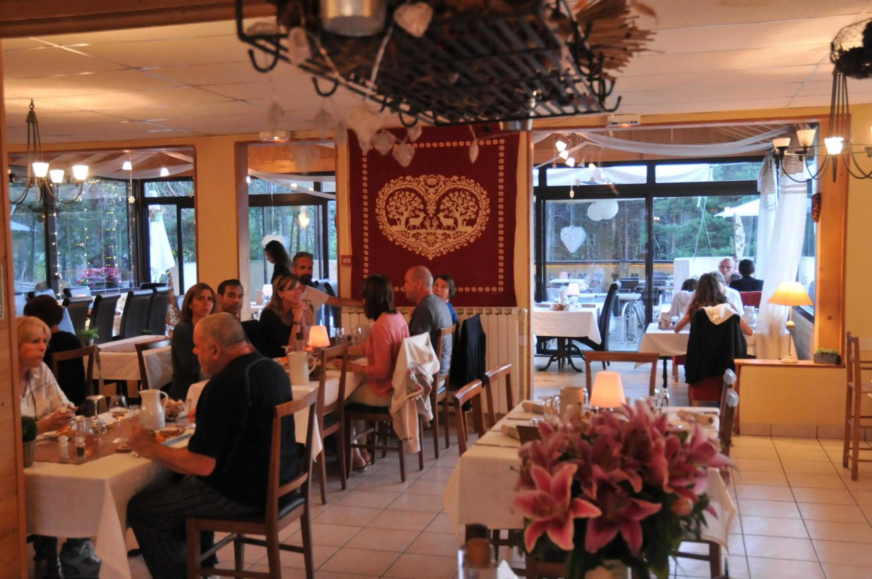 Restaurant/places to eat in Domaine de l'Adoux