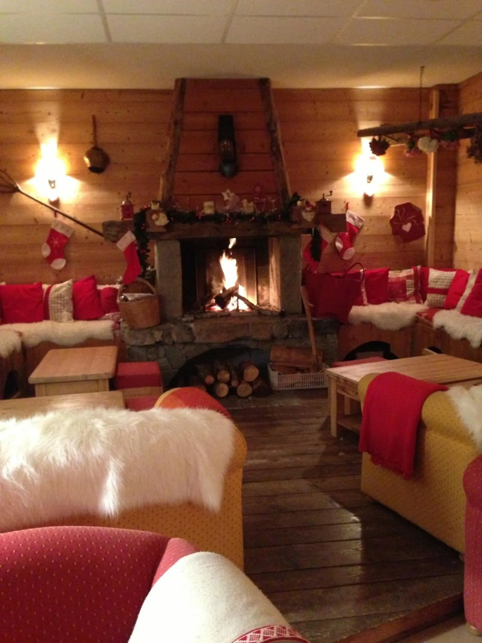 Communal lounge/ TV room in Domaine de l'Adoux